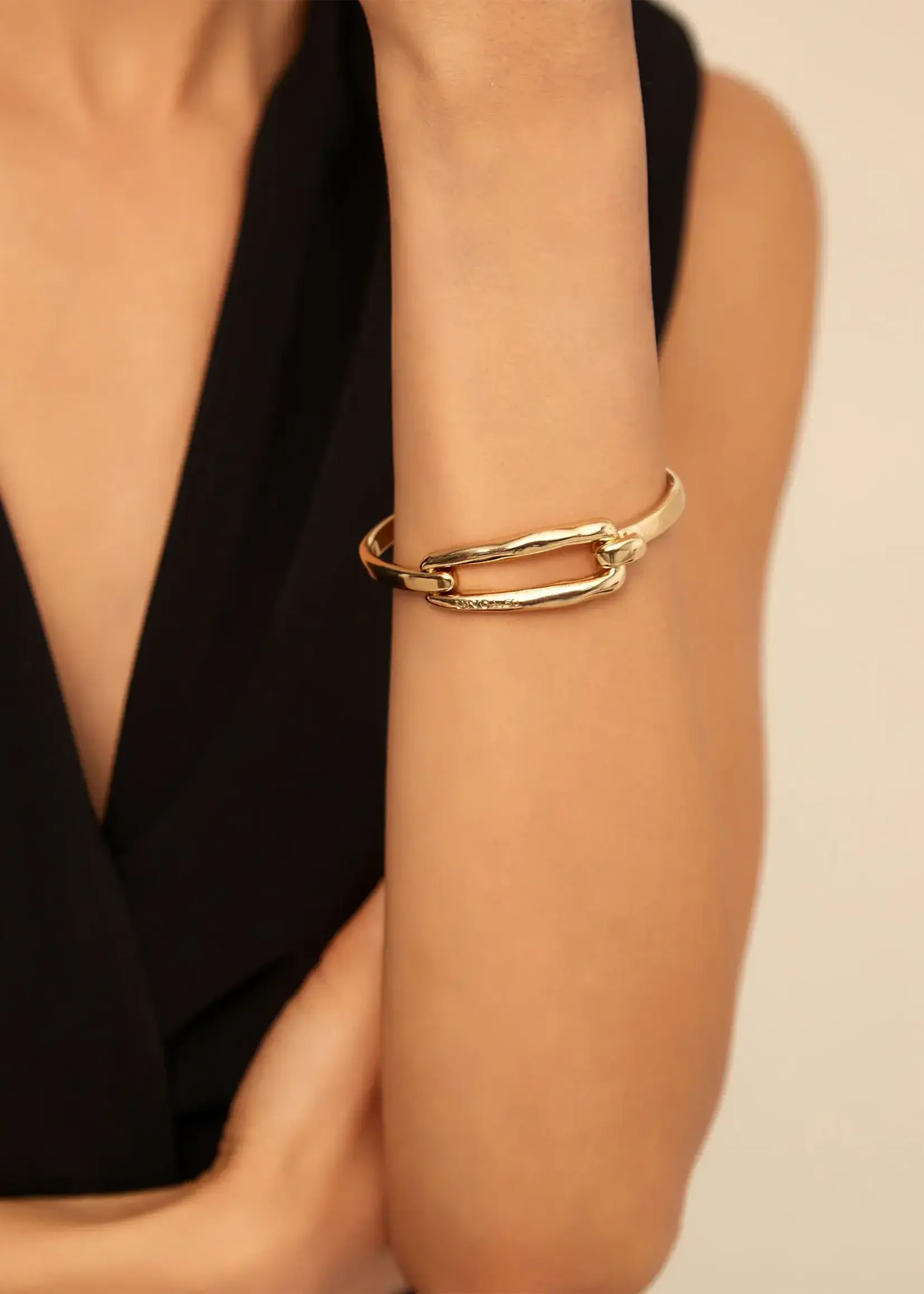 UNO de 50 PUL - ORO - Tied