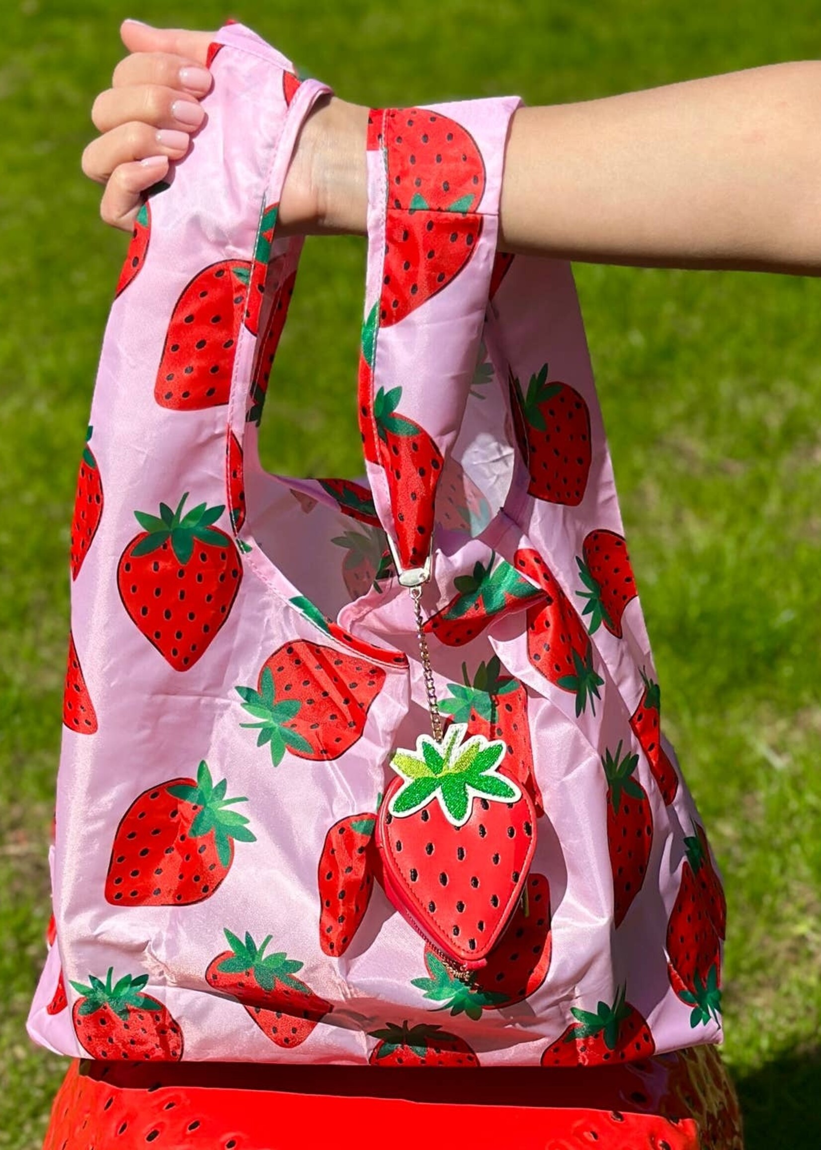 2-in-1 Bag Charm & Reusable Shopper Bag Strawberry