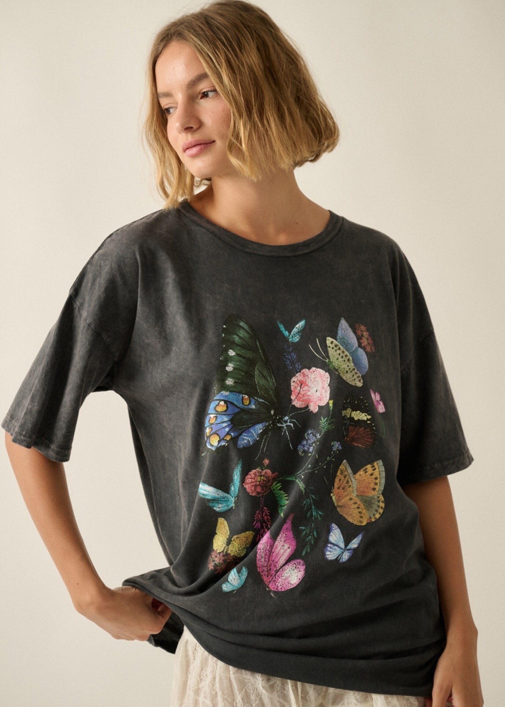 Promesa USA Butterfly Flower Vintage-Wash Oversize Graphic Tee