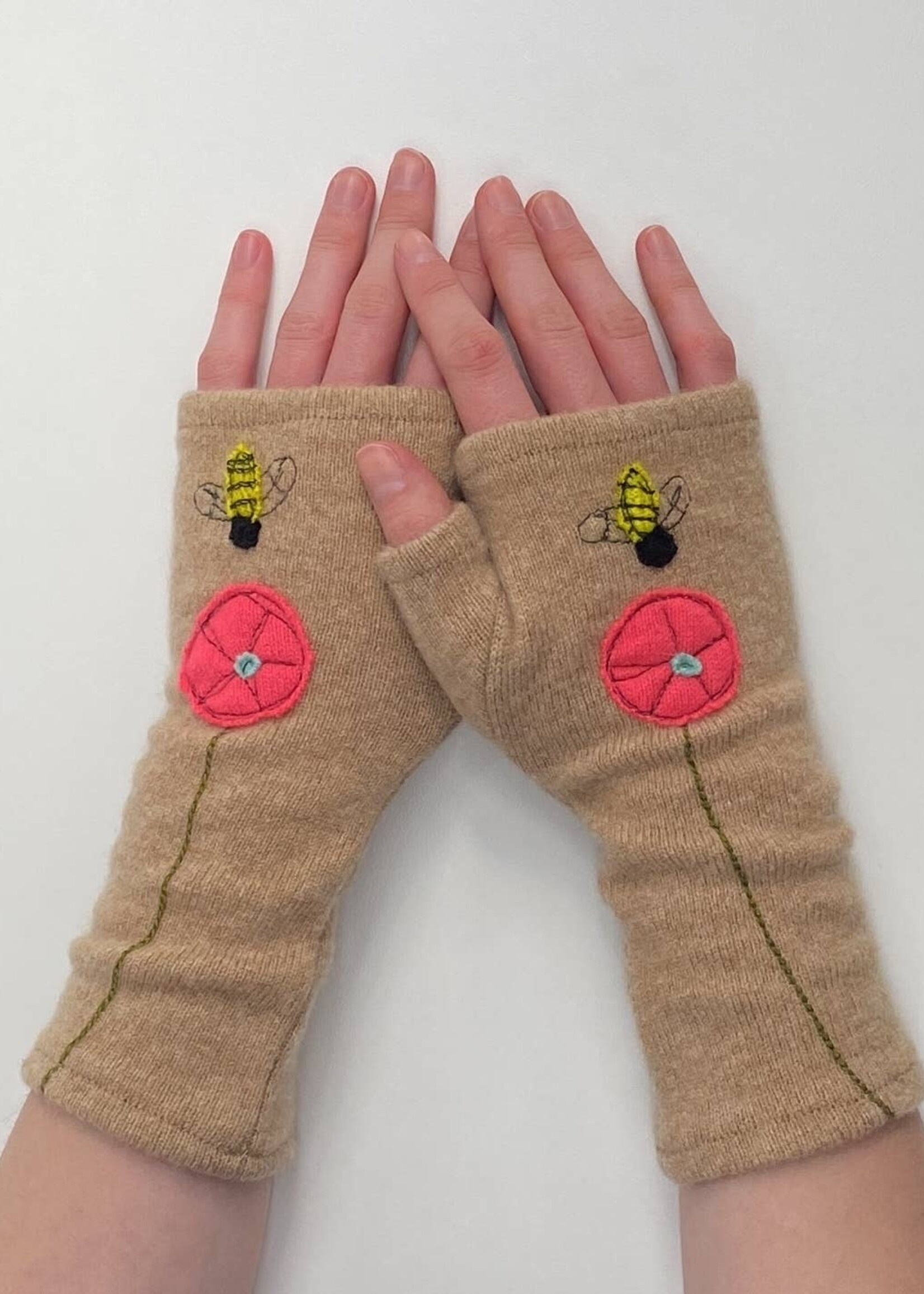 Sardine Clothing Co. Fingerless Gloves - Bee
