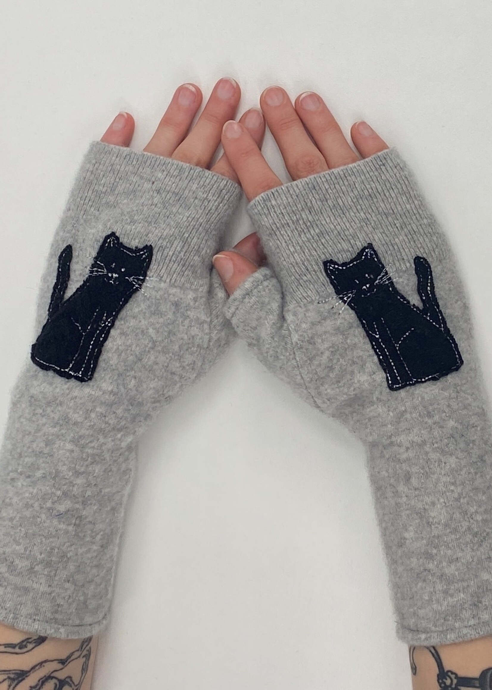 Sardine Clothing Co. Fingerless Gloves - Cat