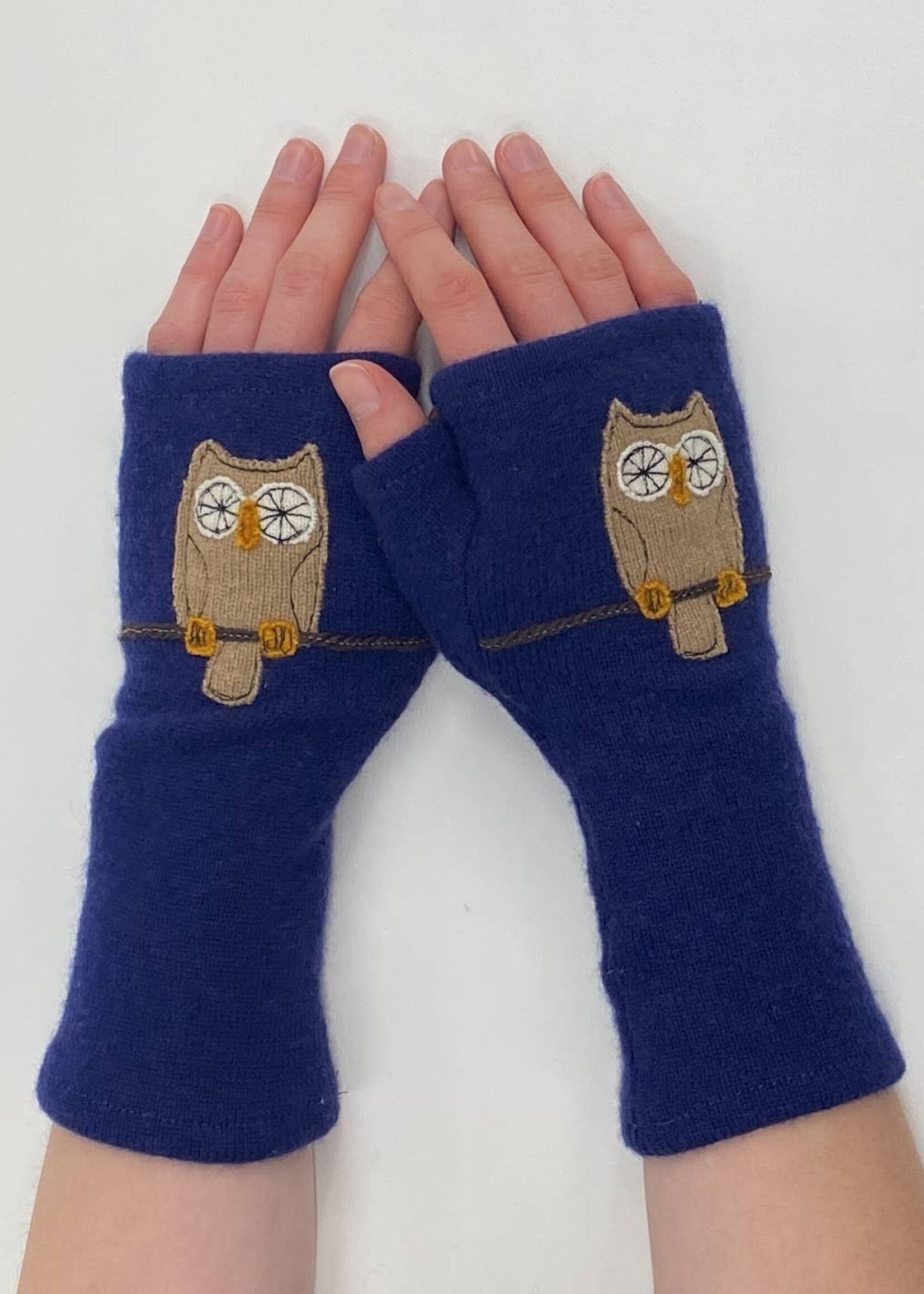Sardine Clothing Co. Fingerless Gloves - Owl