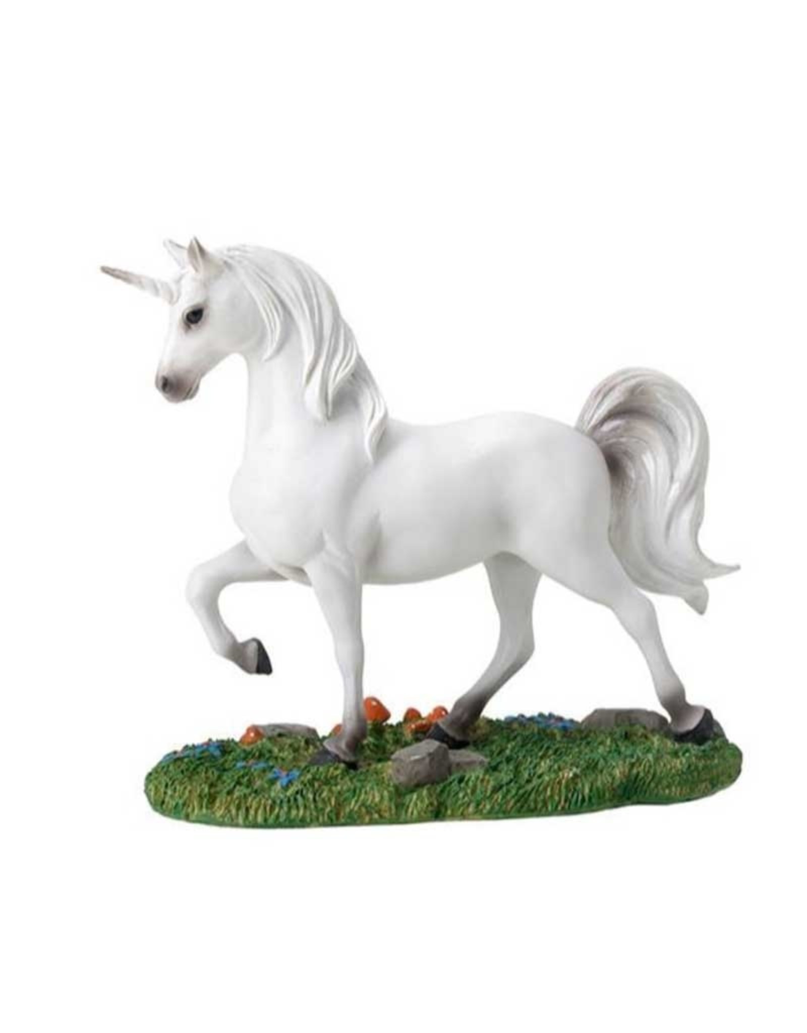 Summit White Unicorn Statue