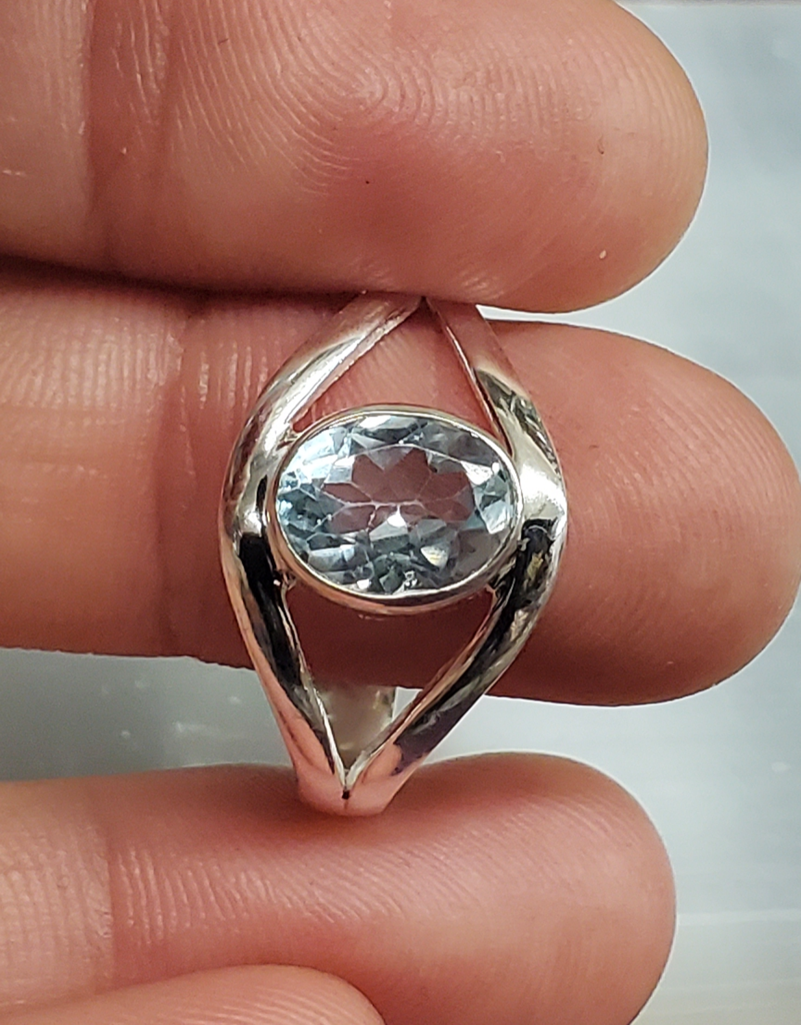 Blue Topaz Ring C - Size 10 Sterling Silver