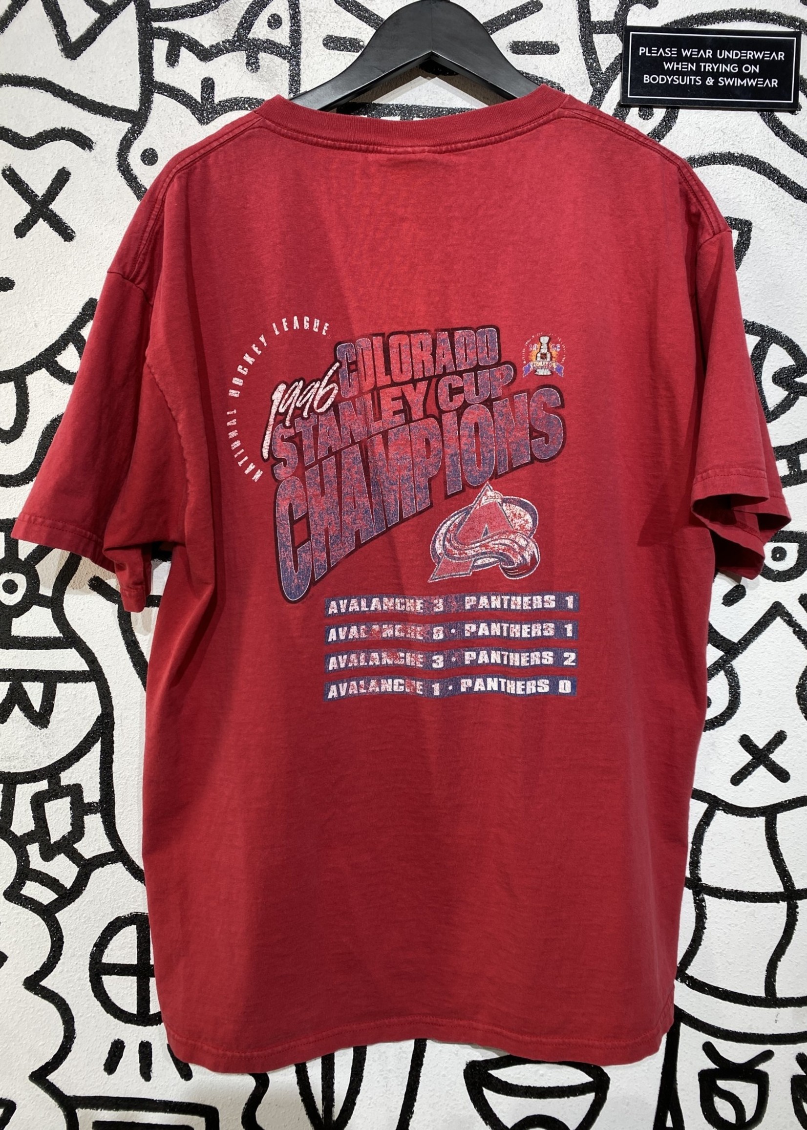 96 Colorado Avalanche Stanley Cup Champs Red Tee XL
