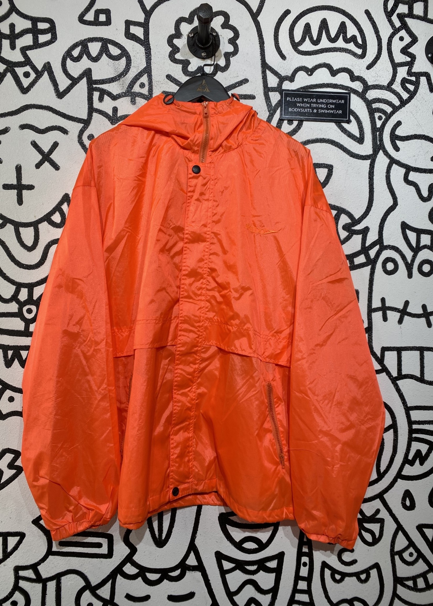 Speedo Neon Orange Packable Windbreaker (Bag Inside) XL