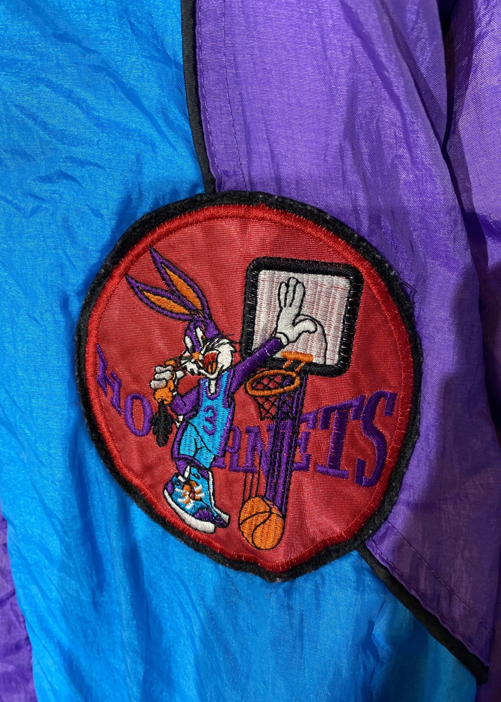 Four Star Bugs Bunny Hornet Puffer Jacket XL