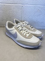 Nike White Lavender Sneakers 9.5/Fem 11