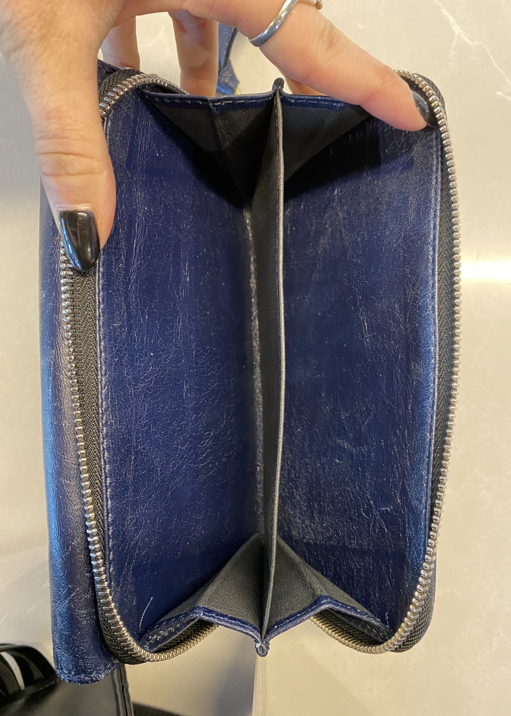 Chloe Blue Leather Distressed Wallet