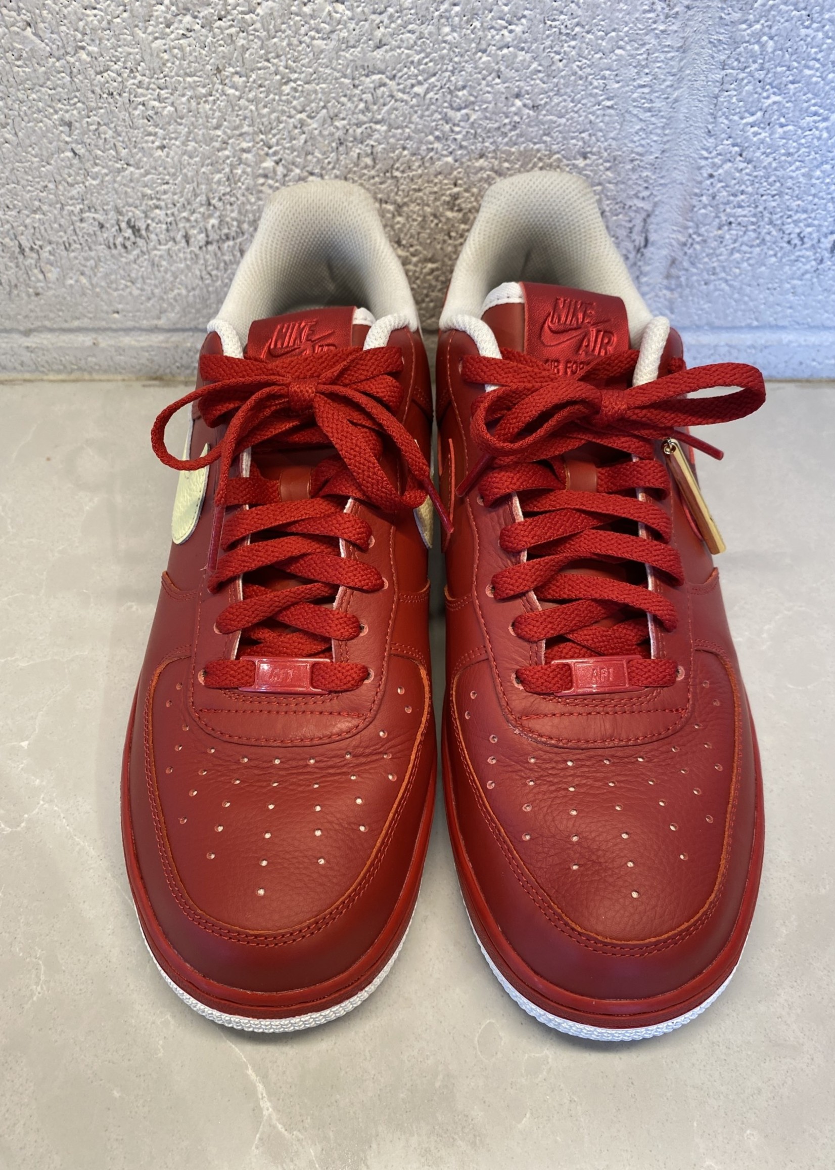 Nike Anniversery Red ID Air Force 1 Sneakers Size 10