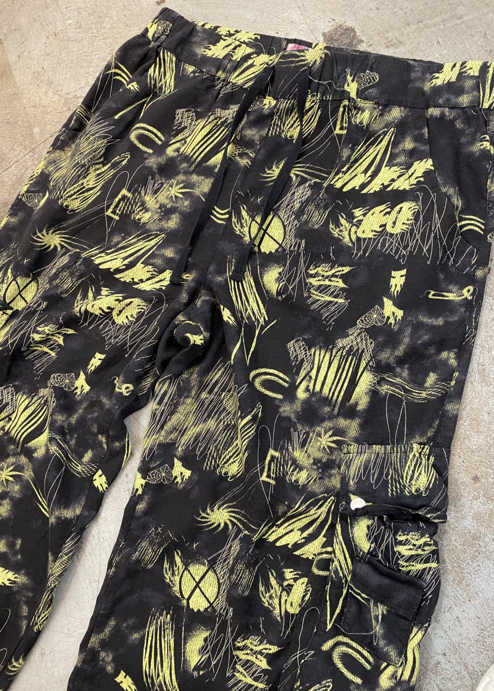 Urban Outfitters All Over Print Black Green Pants L