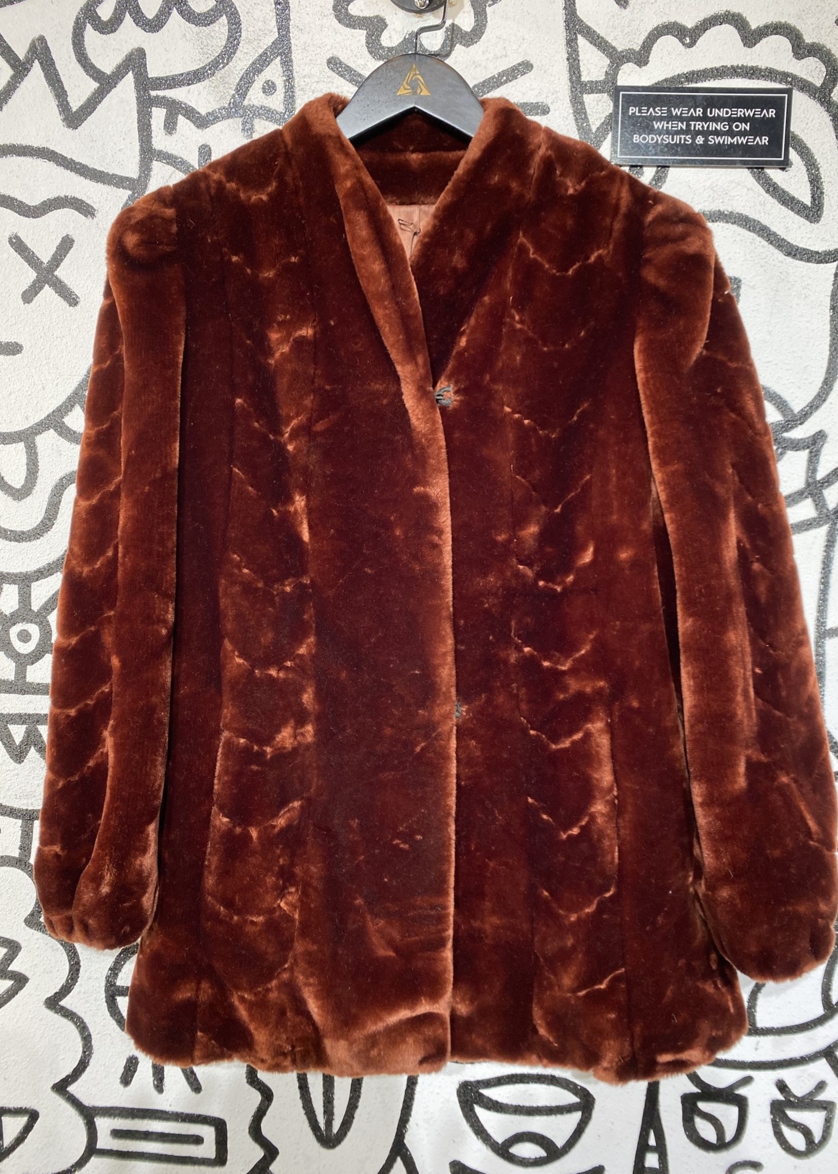 Lifestyle '80s Maroon Fur Jacket 10/M