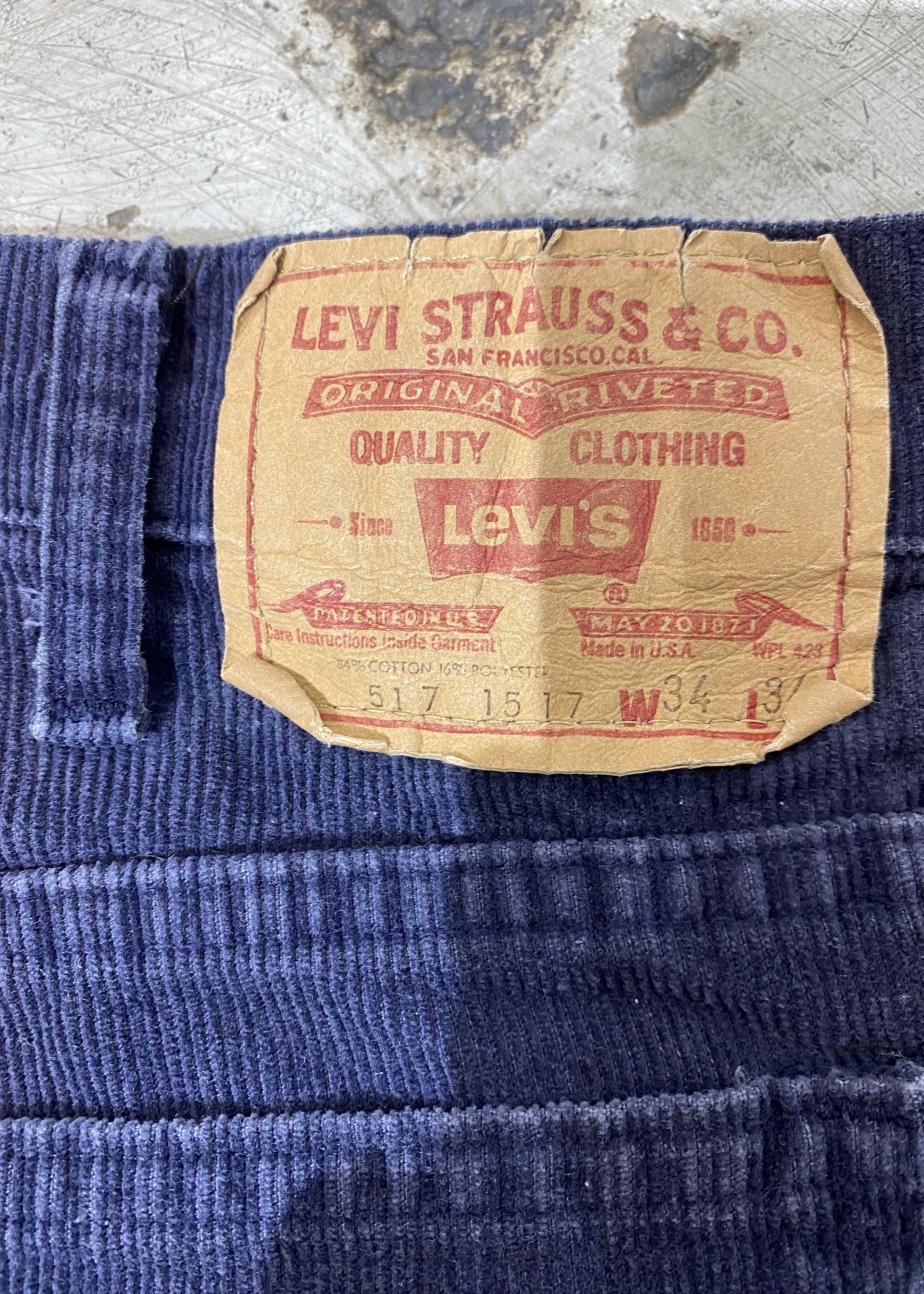 Levi's 80s  517 Navy Corduroy Pants 32