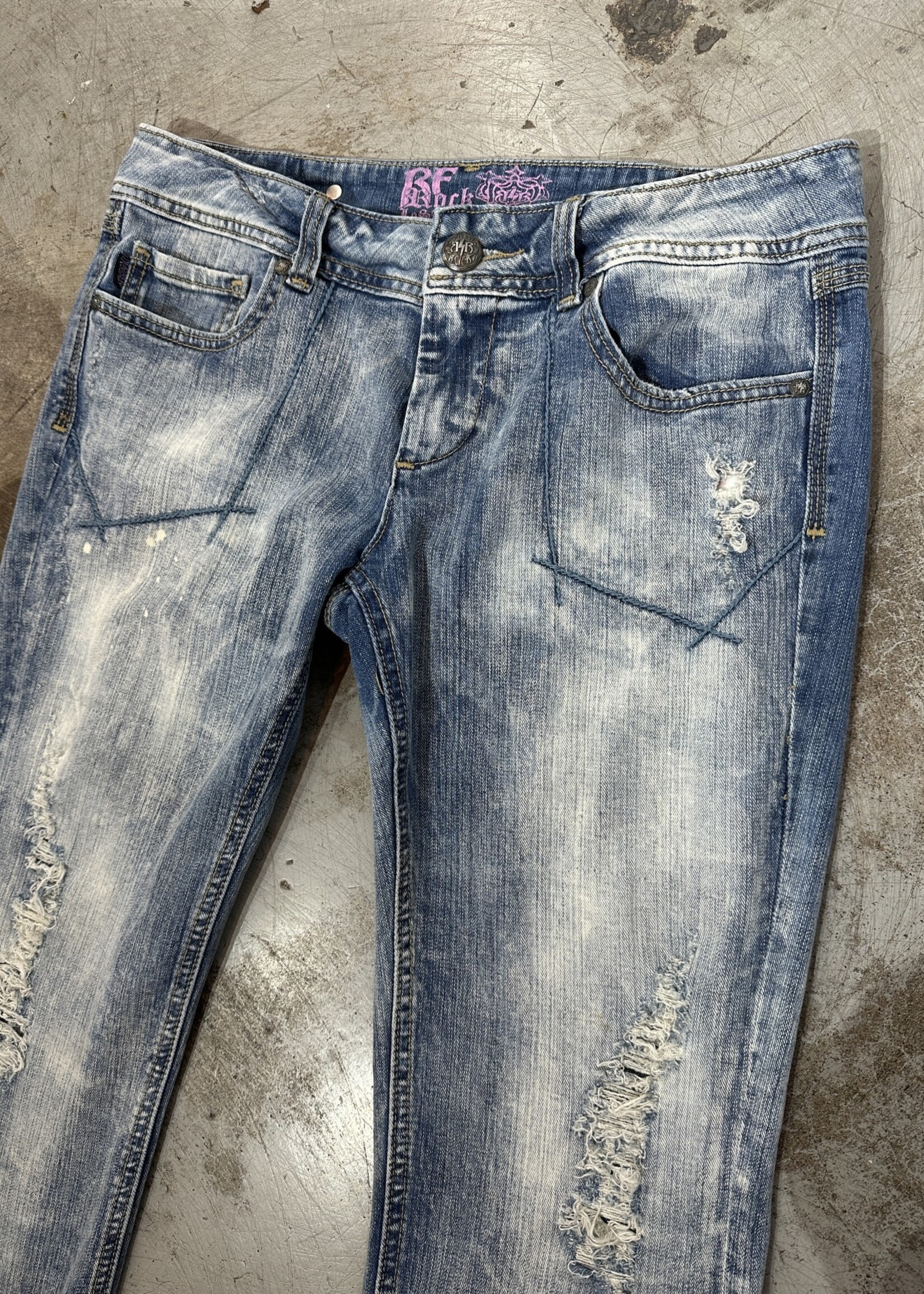 Rock LA Y2K Light Wash Distressed Flare Jeans Fem 32"