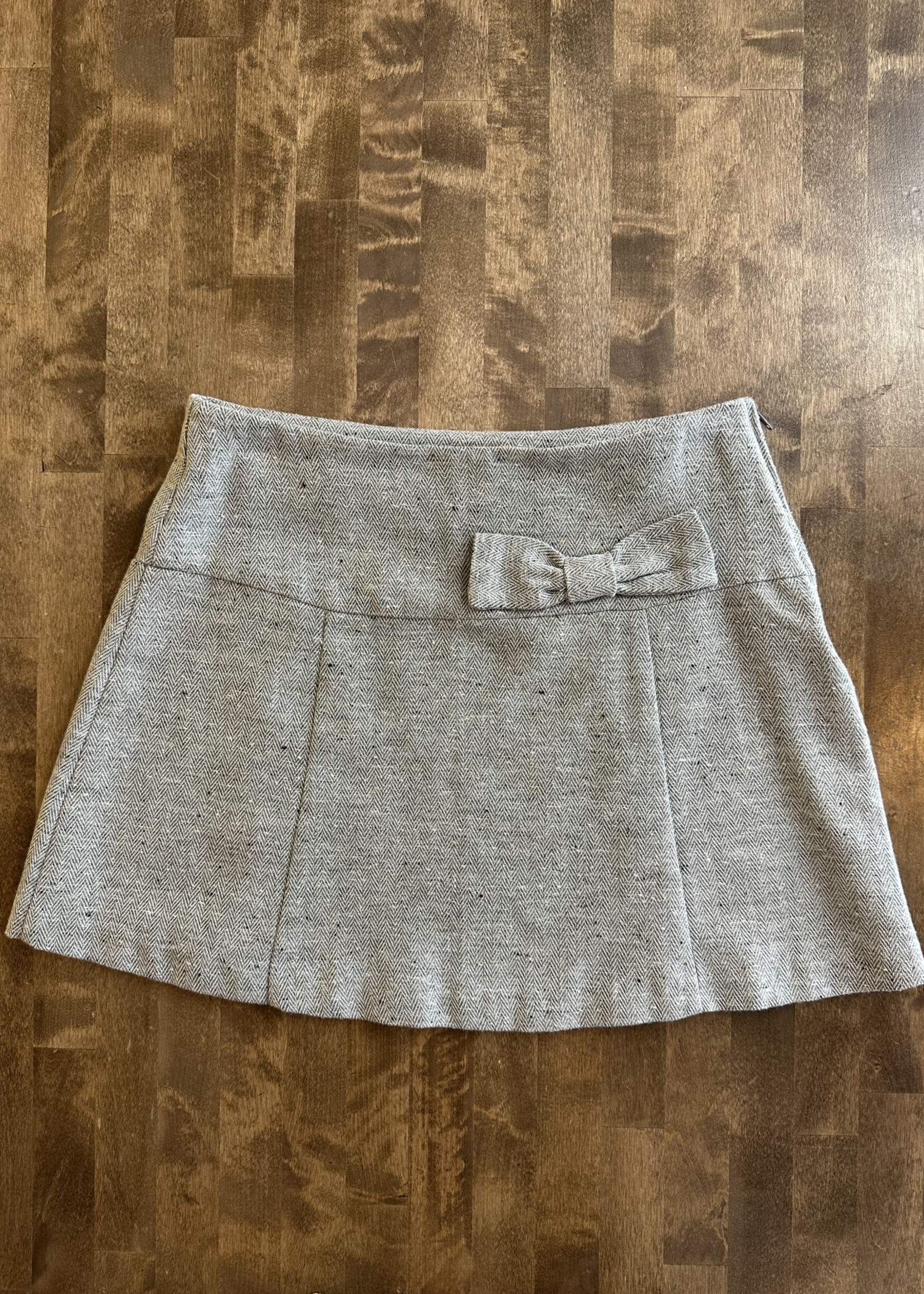 Hailee Grey Textured Skirt S 28