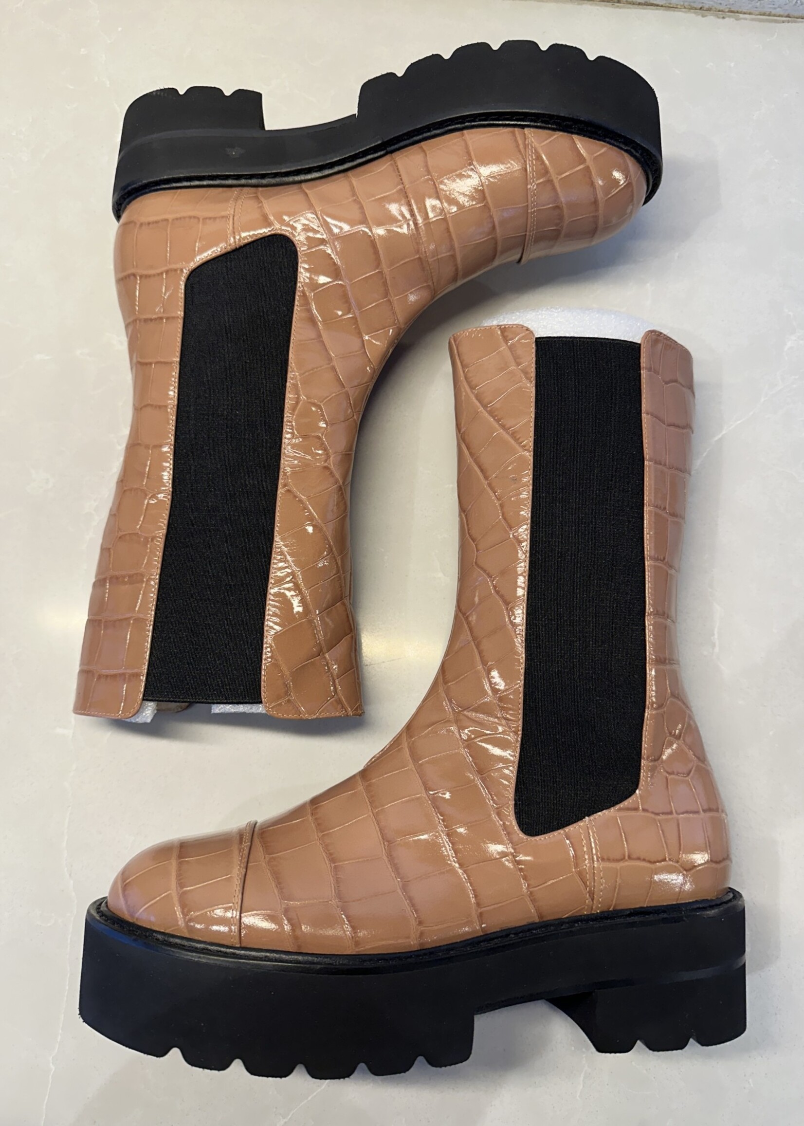 New Stuart Weitzman Croc Chelsea Boots 6.5
