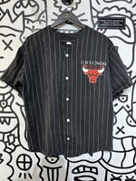Chicago Bulls Vintage Black Stripe Button Up Masc S