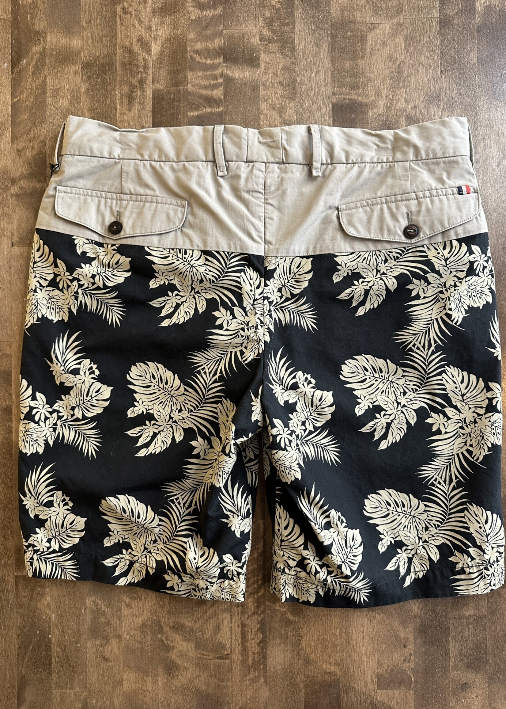 Moncler Floral Printed Shorts Masc 32