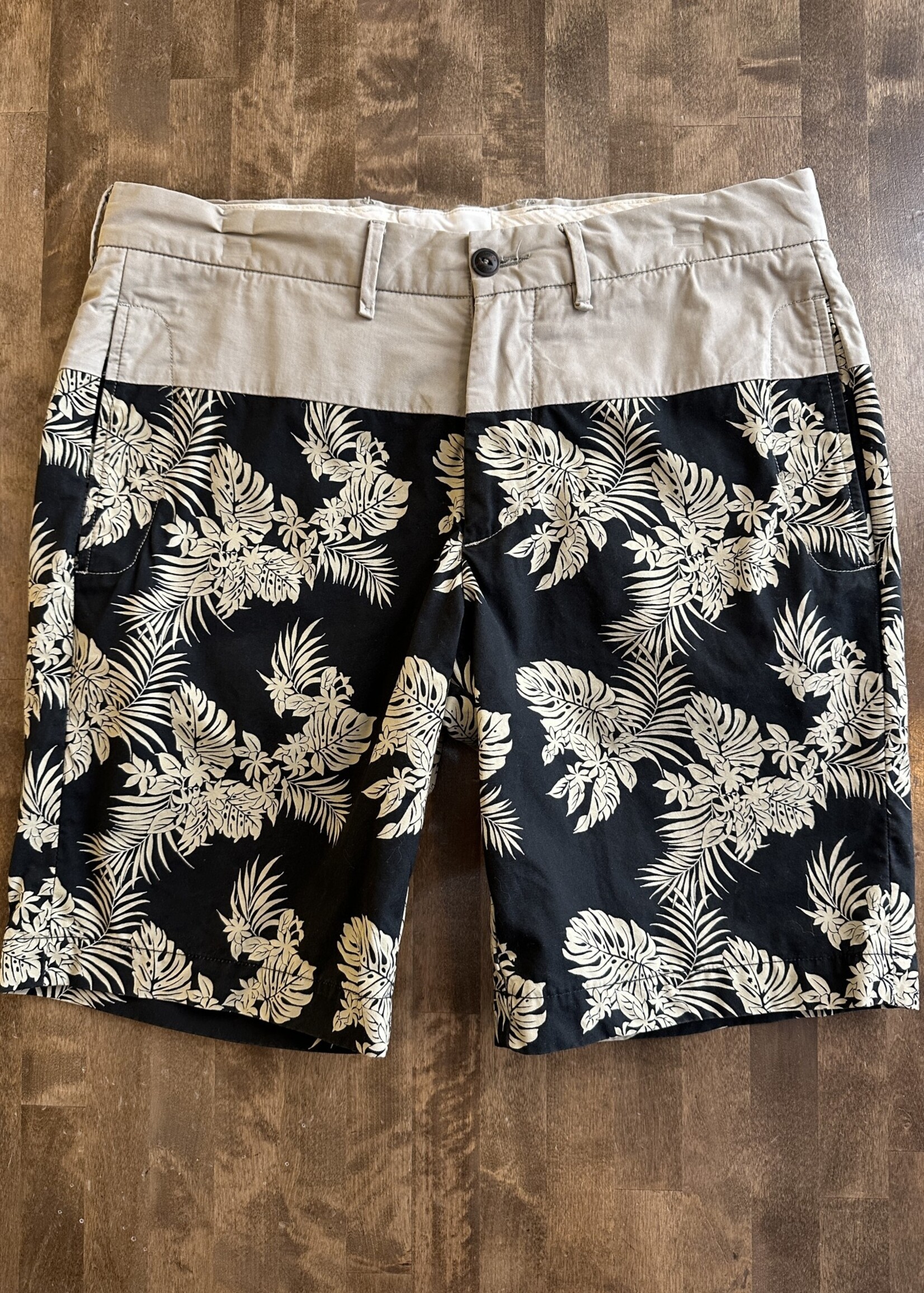 Moncler Floral Printed Shorts Masc 32