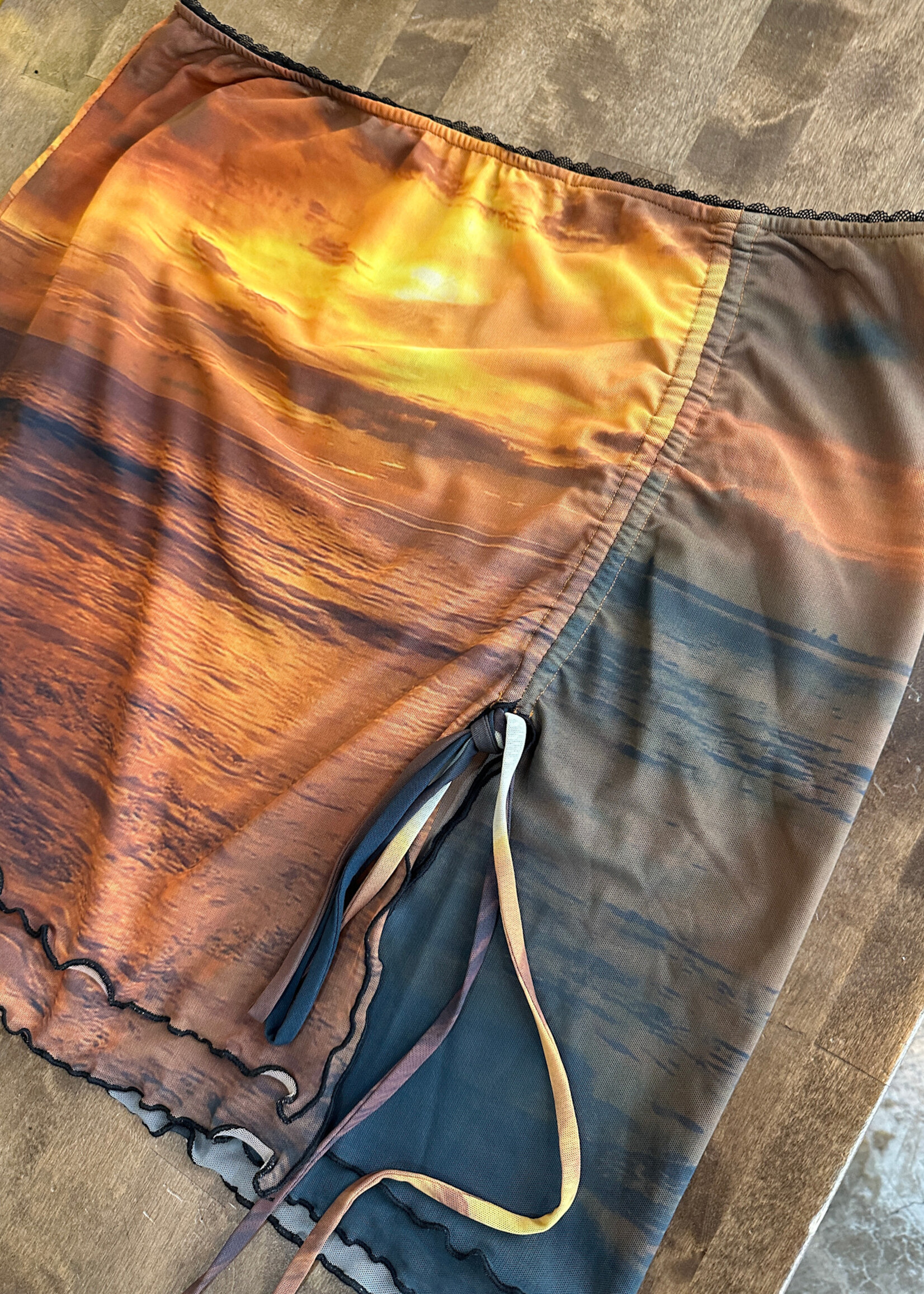 Priscavera Mesh Skirt L