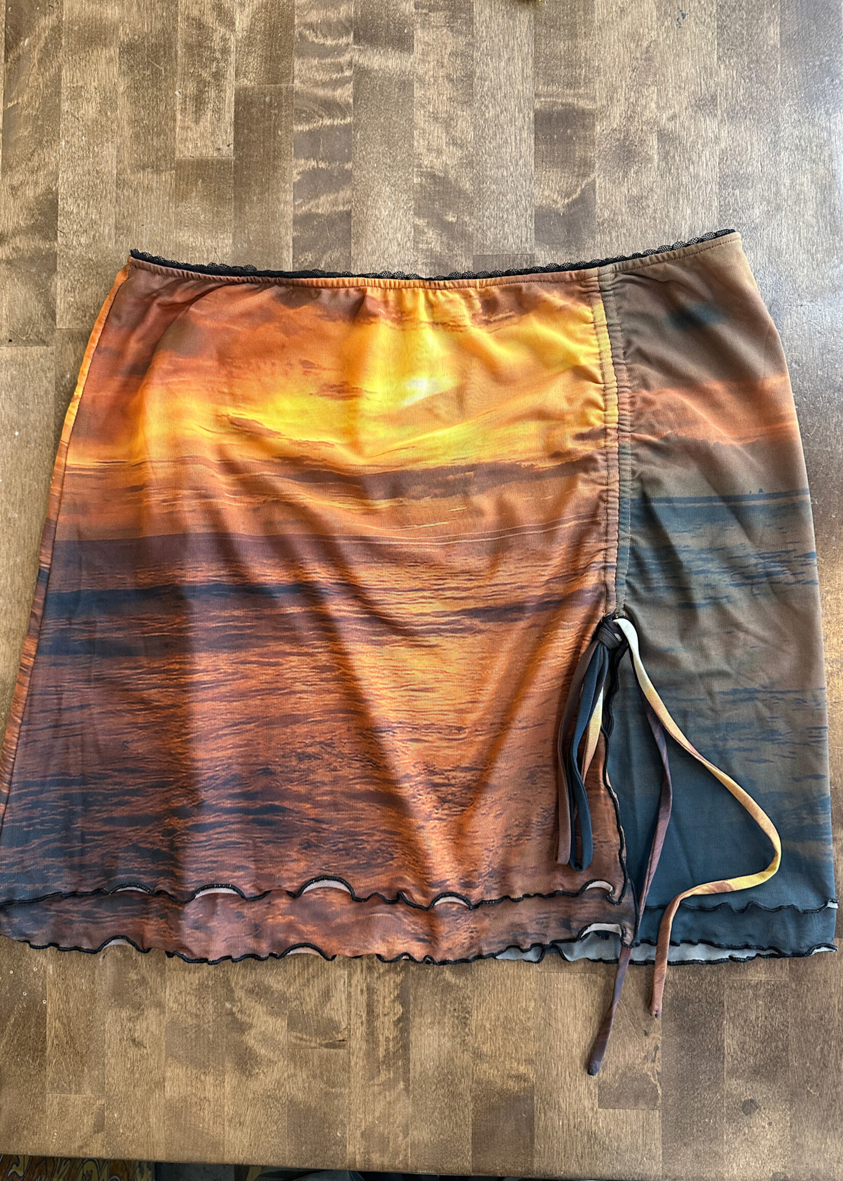 Priscavera Mesh Skirt L