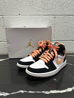 Jordan 1 Peach Mocha Mid Fem 7