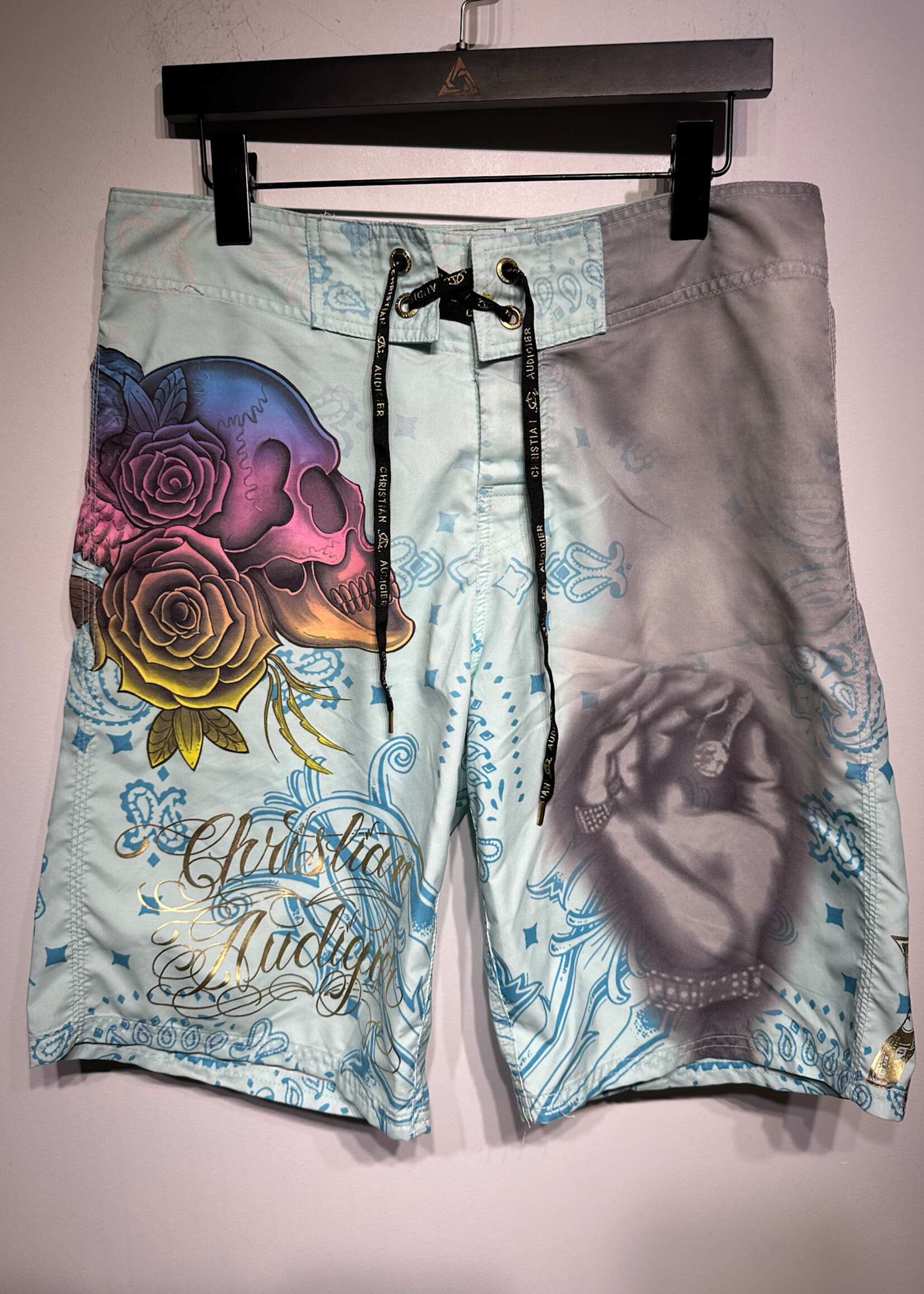 Christian Audigier Light Blue Shorts Masc 32