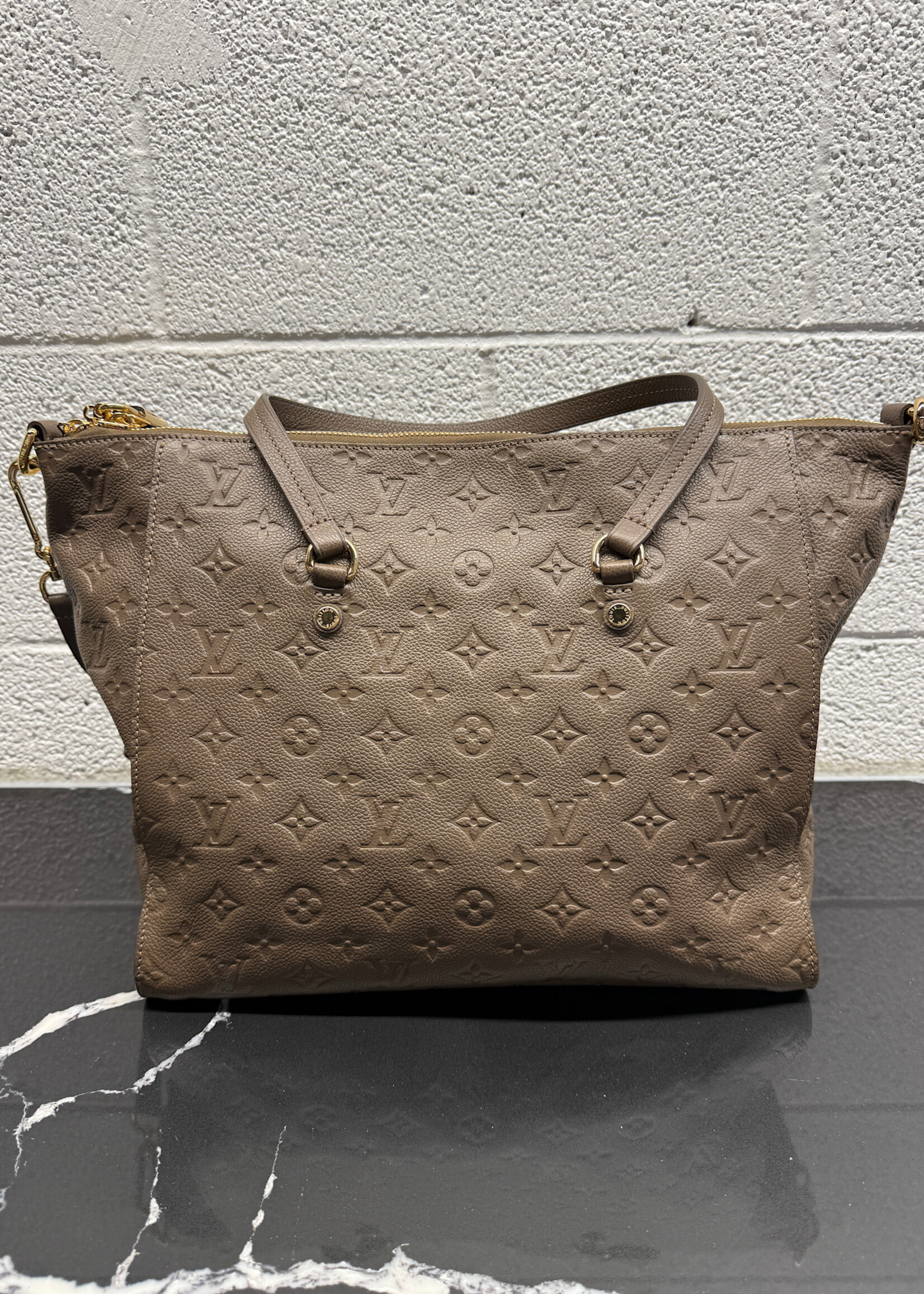 Louis Vuitton Lumineuse Leather Handbag