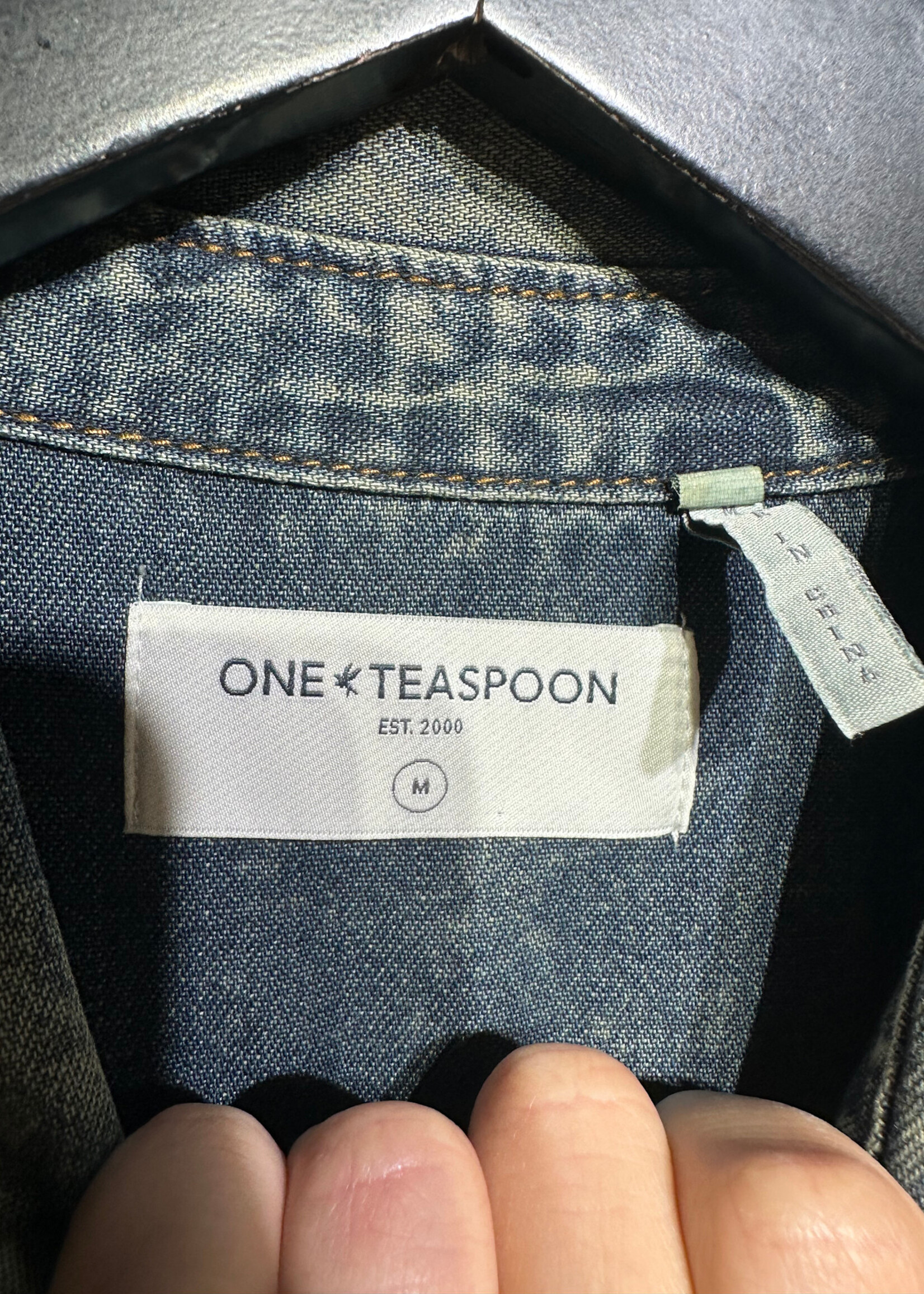 One Teaspoon Acid Wash Denim Star LS Button Up Fem M