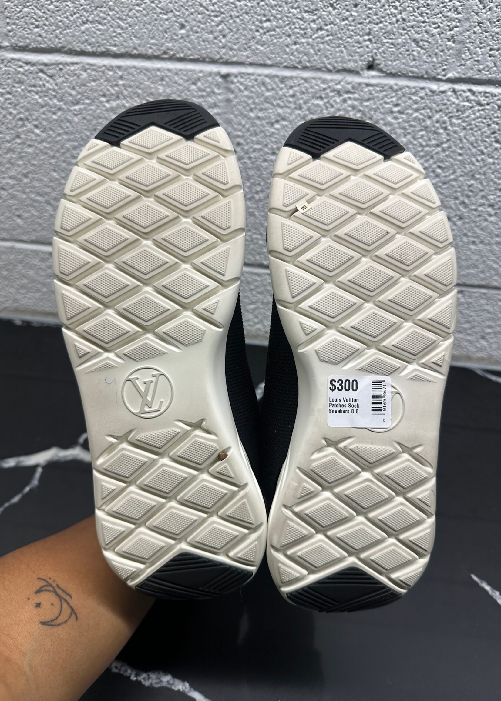 Louis Vuitton Patches Sock Sneakers 8