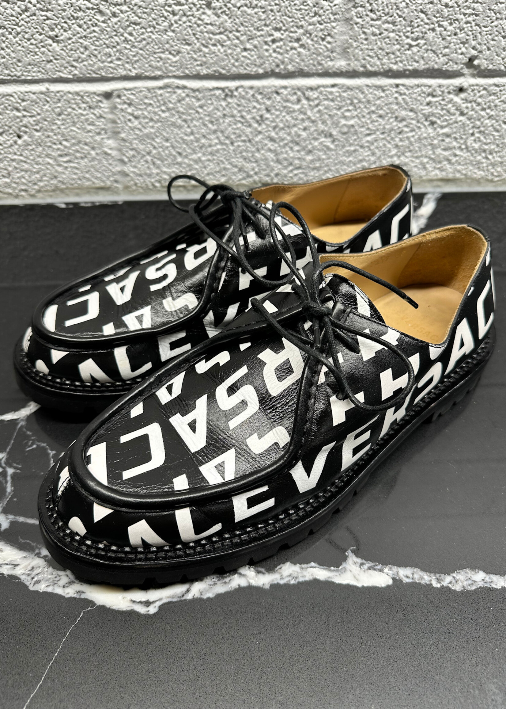 Versace Spellout Black Leather Brogues 42/9