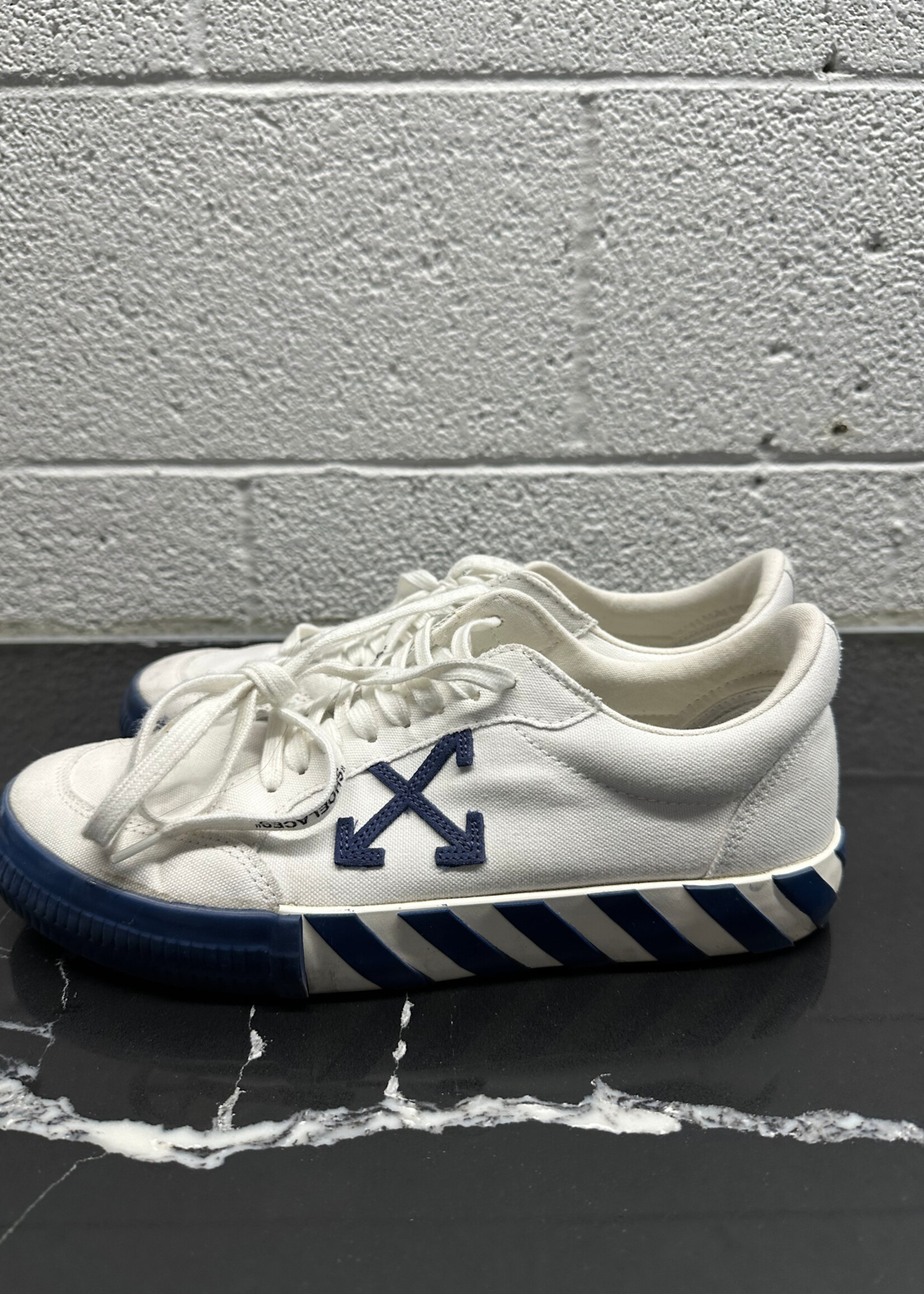 Off White Navy Logo Sneakers 43/Masc 10