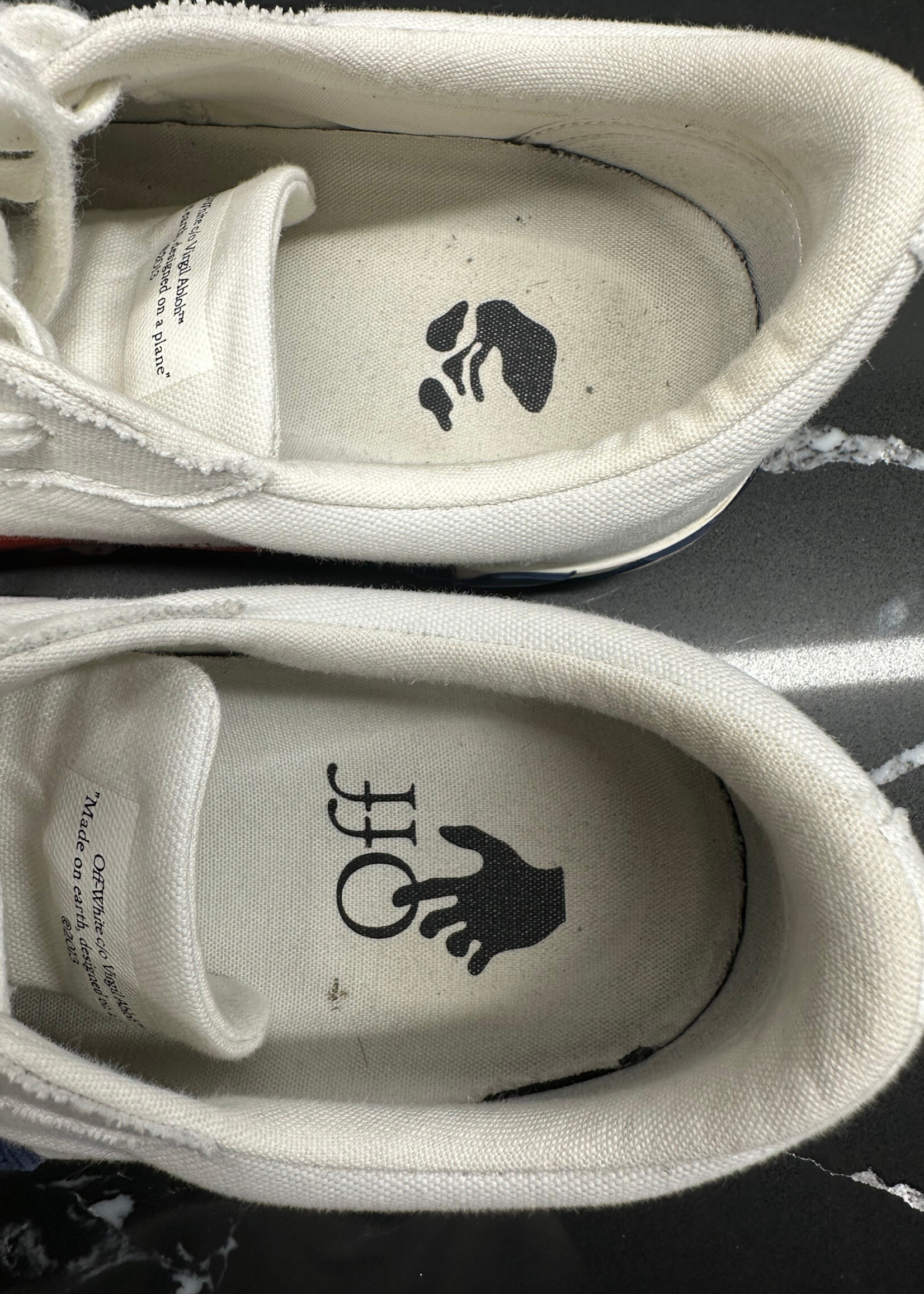 Off White Navy Logo Sneakers 43/Masc 10