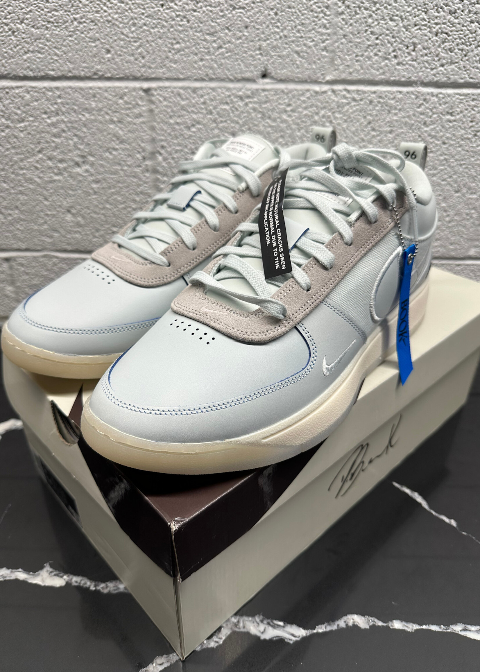 DS Nike Book 1 MP Masc 14