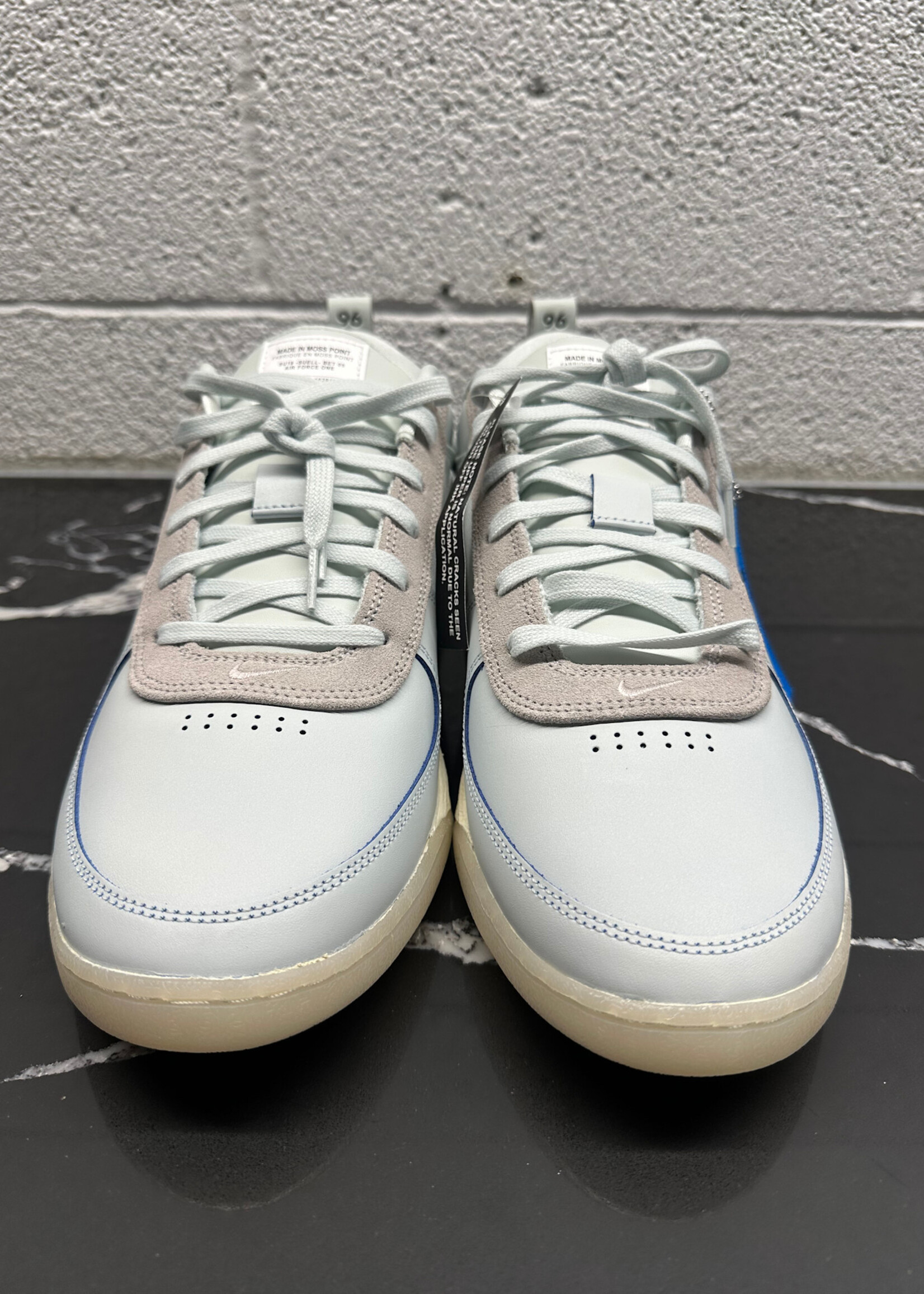 DS Nike Book 1 MP Masc 14