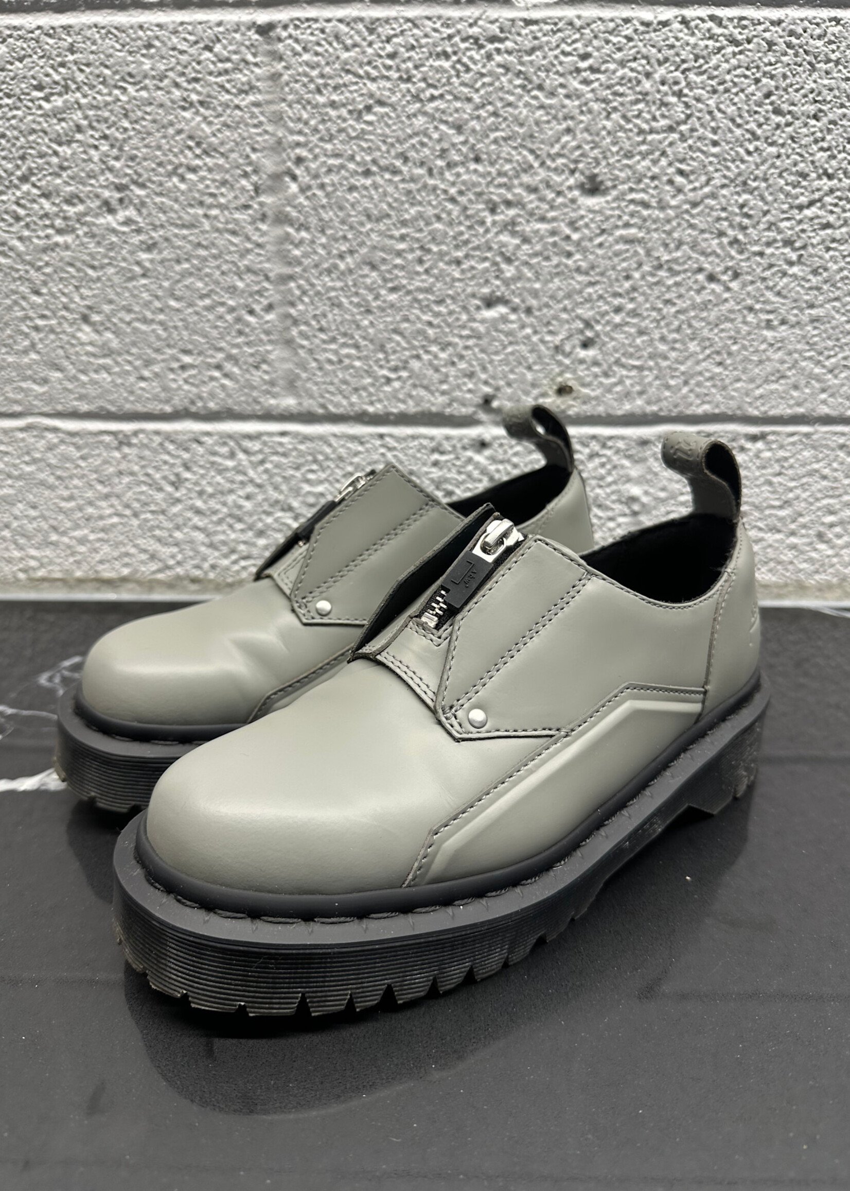 DS Dr Martens x ACW Grey Fem 6