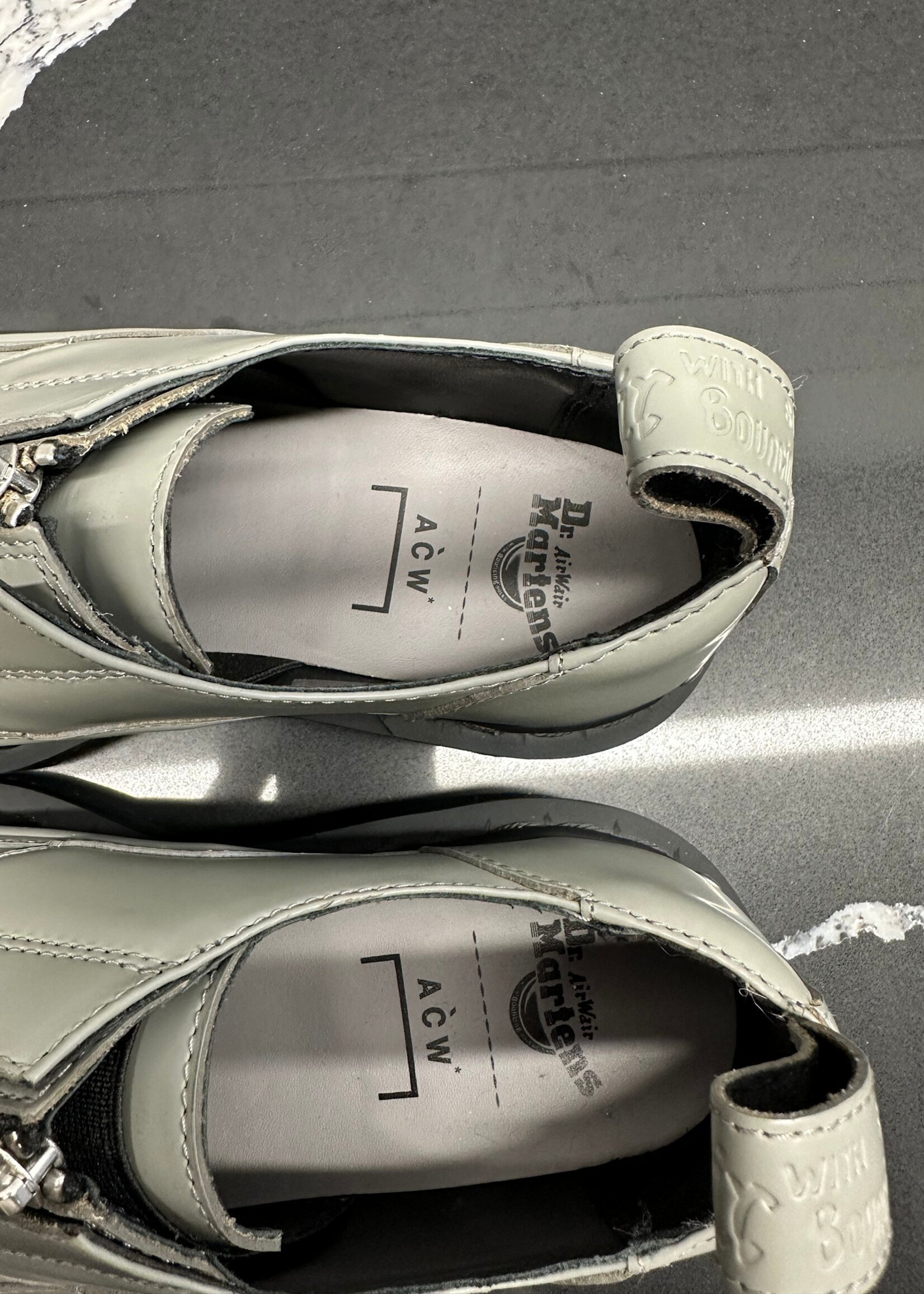 DS Dr Martens x ACW Grey Fem 6