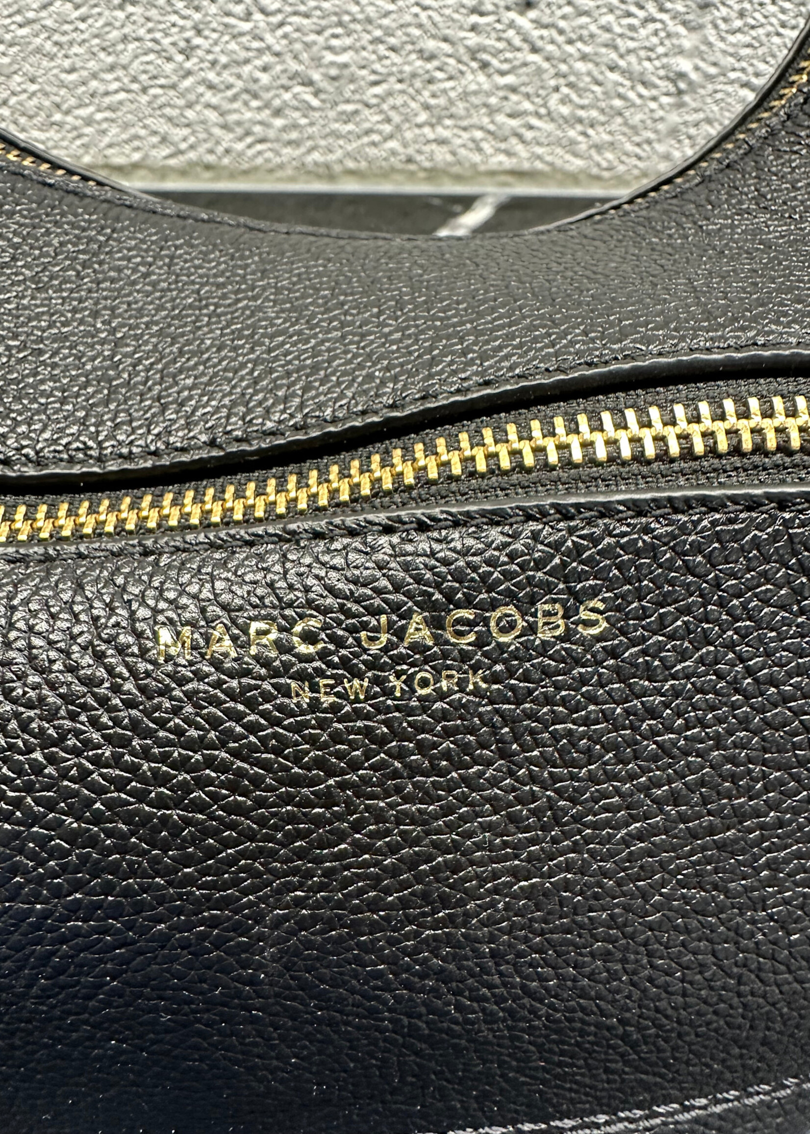 Marc Jacobs Black Medium Shoulder Bag