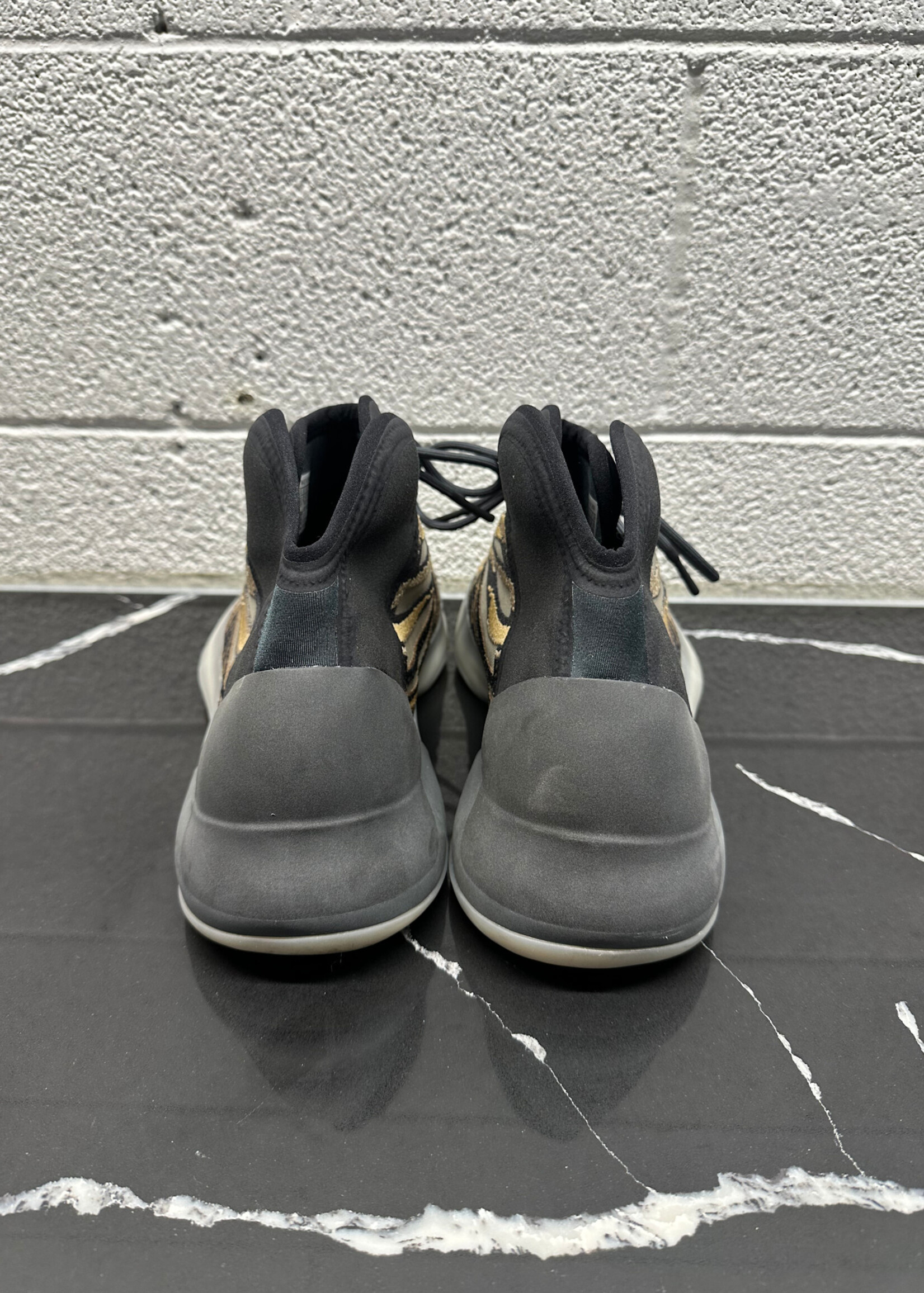 Yeezy Quantum Amber Tint Masc 12.5 - Fits 11