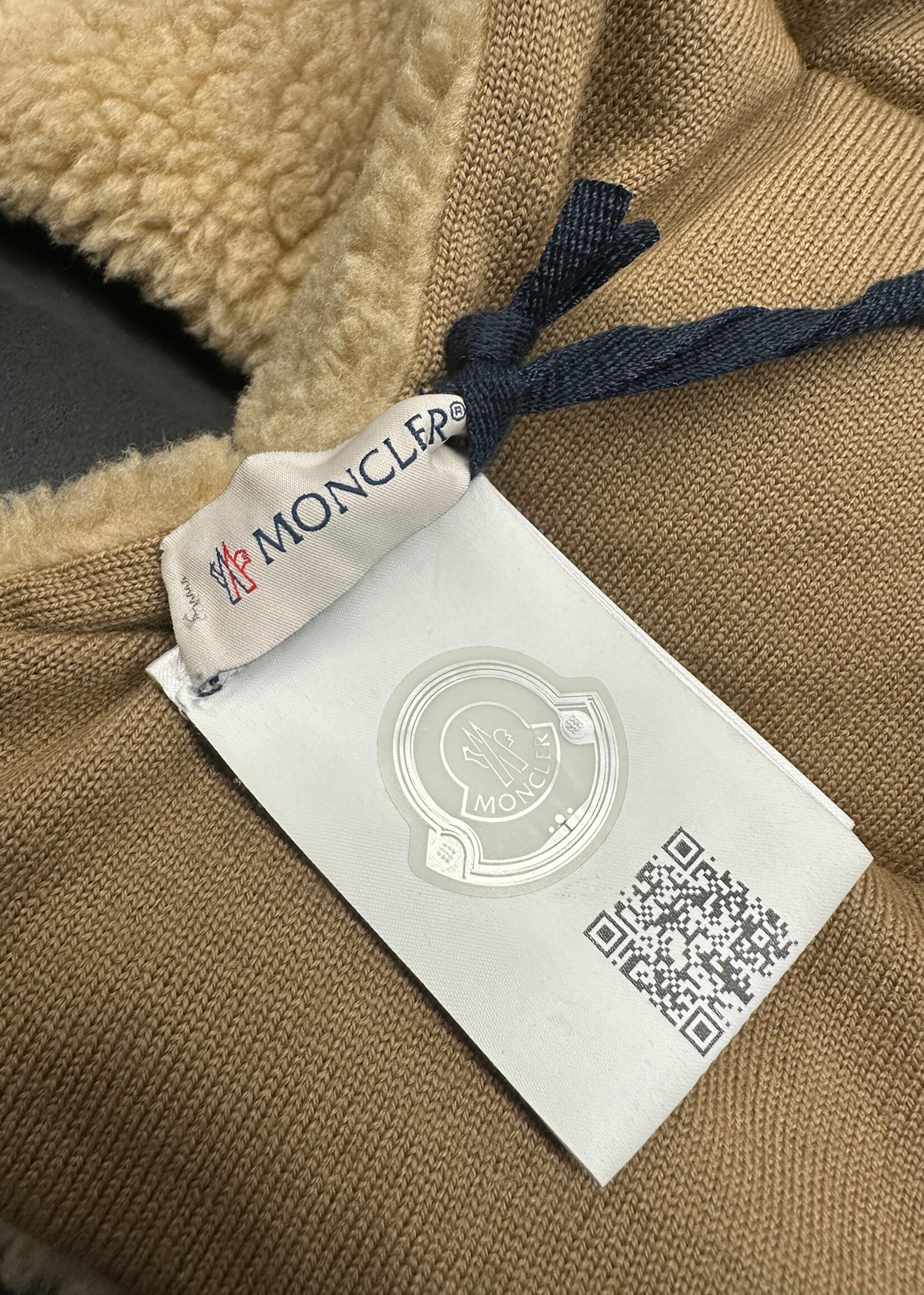 NWT Moncler Sciarpa Scarf