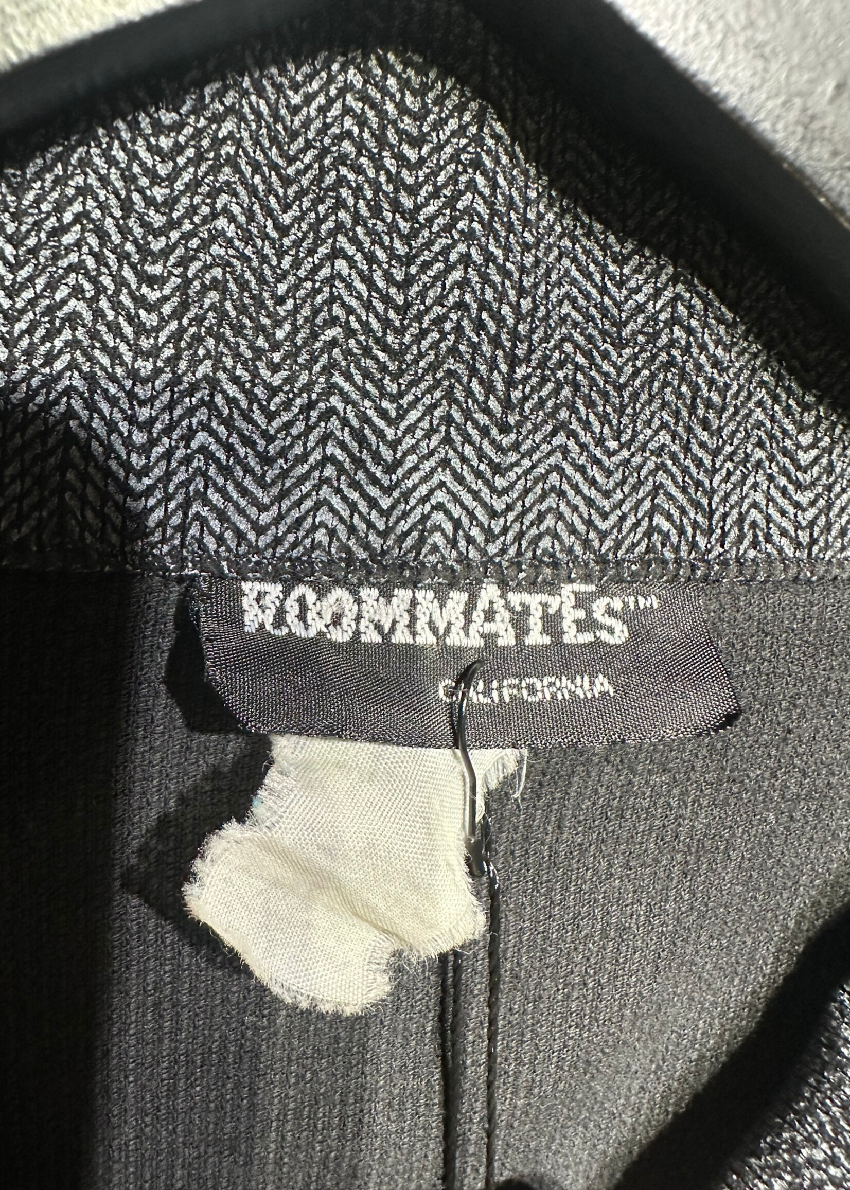 Roomates Cropped Button Up Jacket Black L