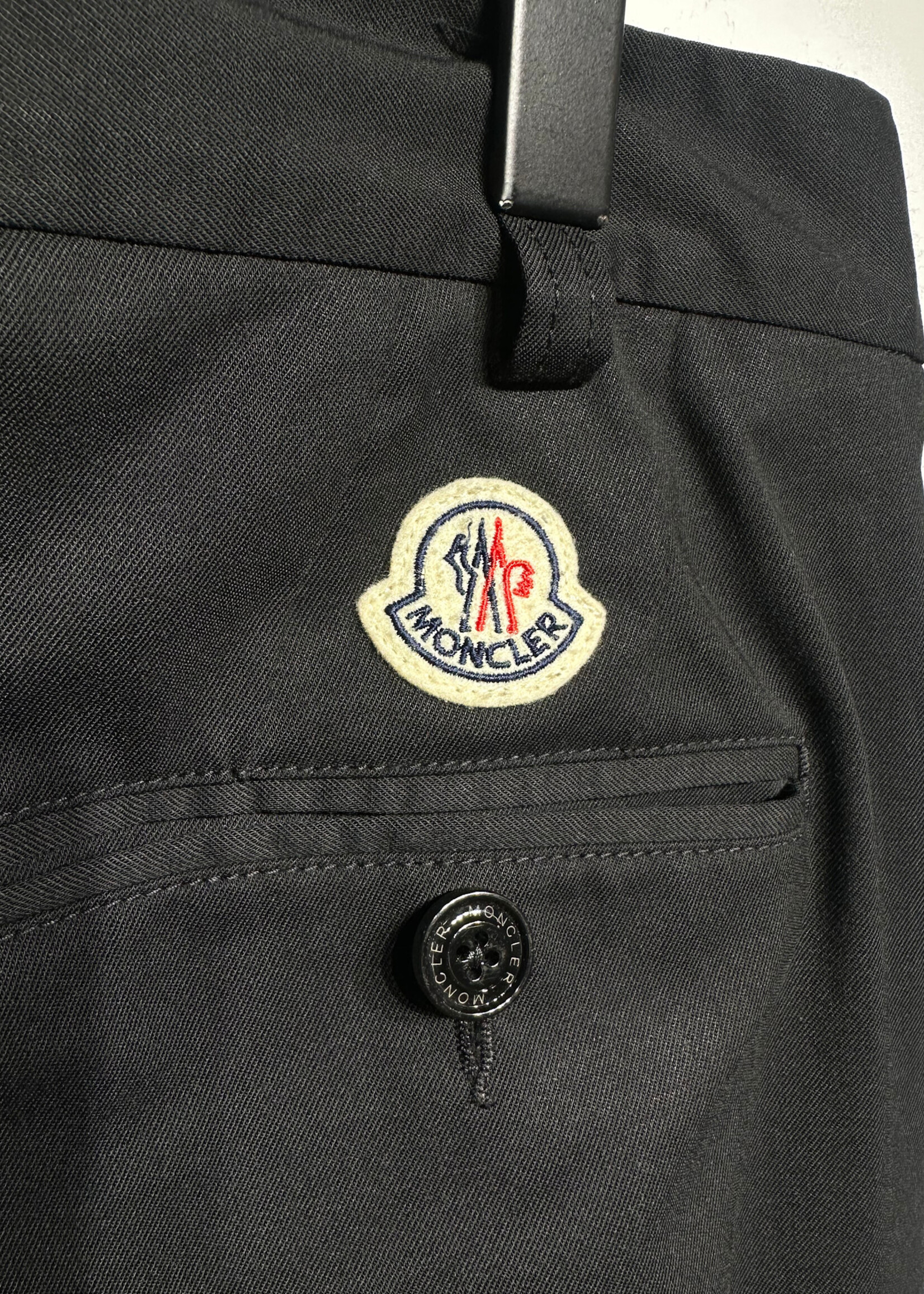 Moncler Black Pleat Straight Trousers Masc 36