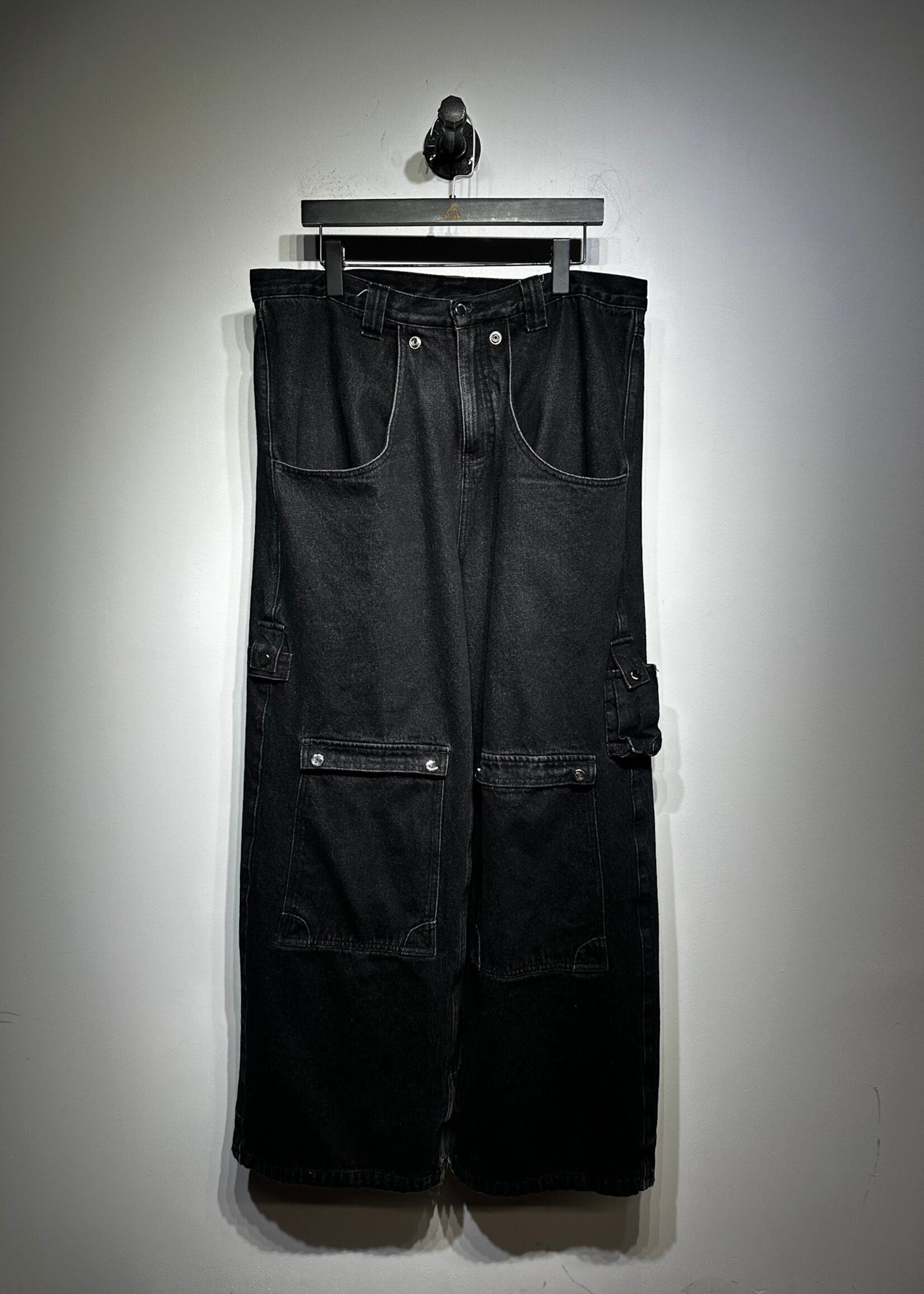 Liquid Lagoon Black Extra Baggy Cargos Masc 38 As Is