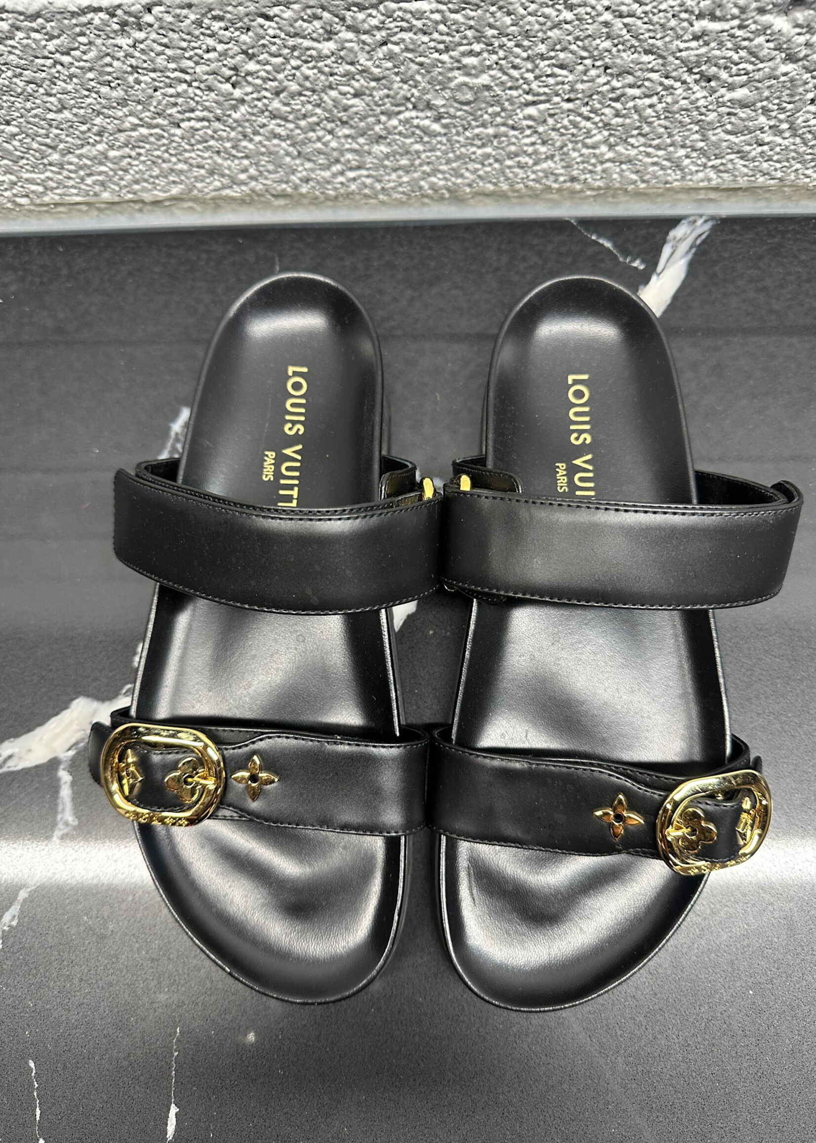 Louis Vuitton Bom Dia Flat Comfort Mule 38/7.5