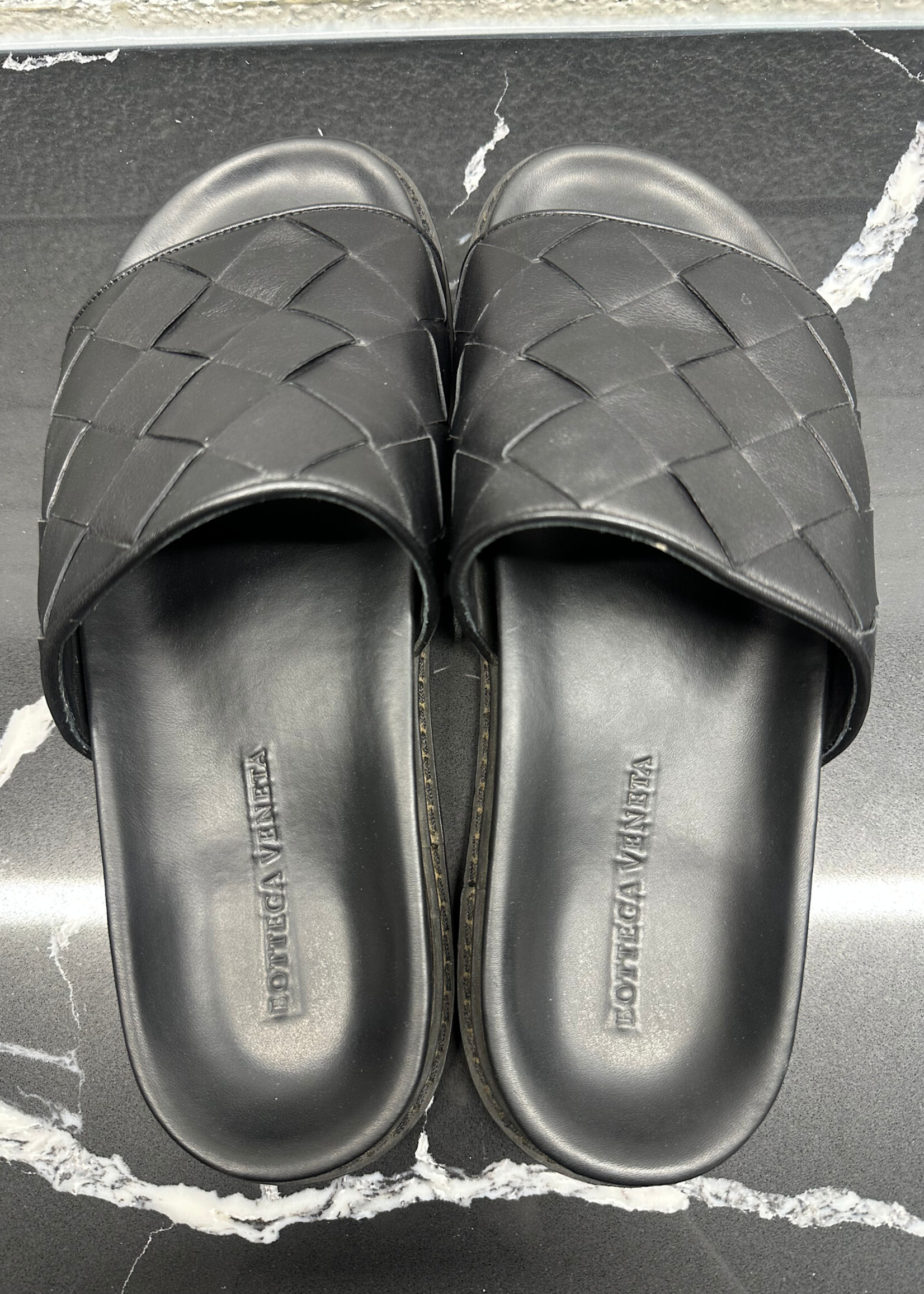 Bottega Veneta Black Intrecciato Woven Slides Masc 11