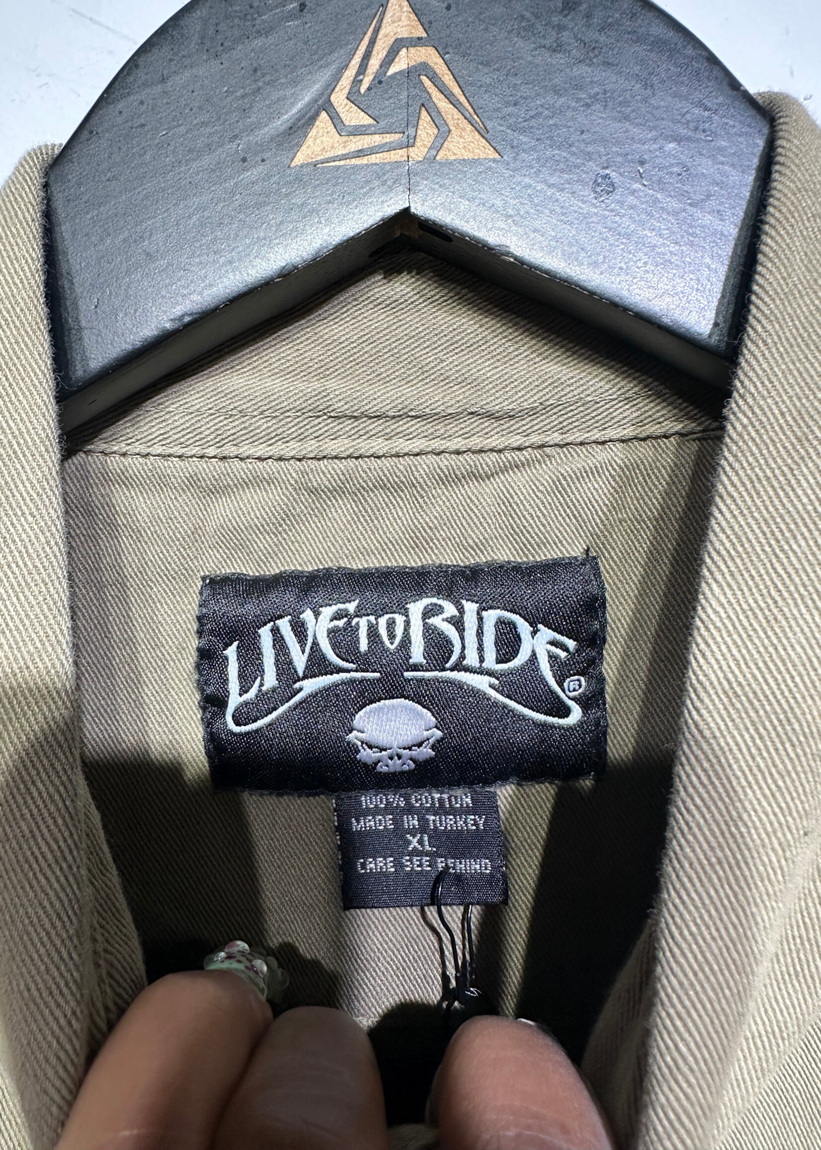 01' Laughlin Brown Cut Off Cards Vest Masc XL