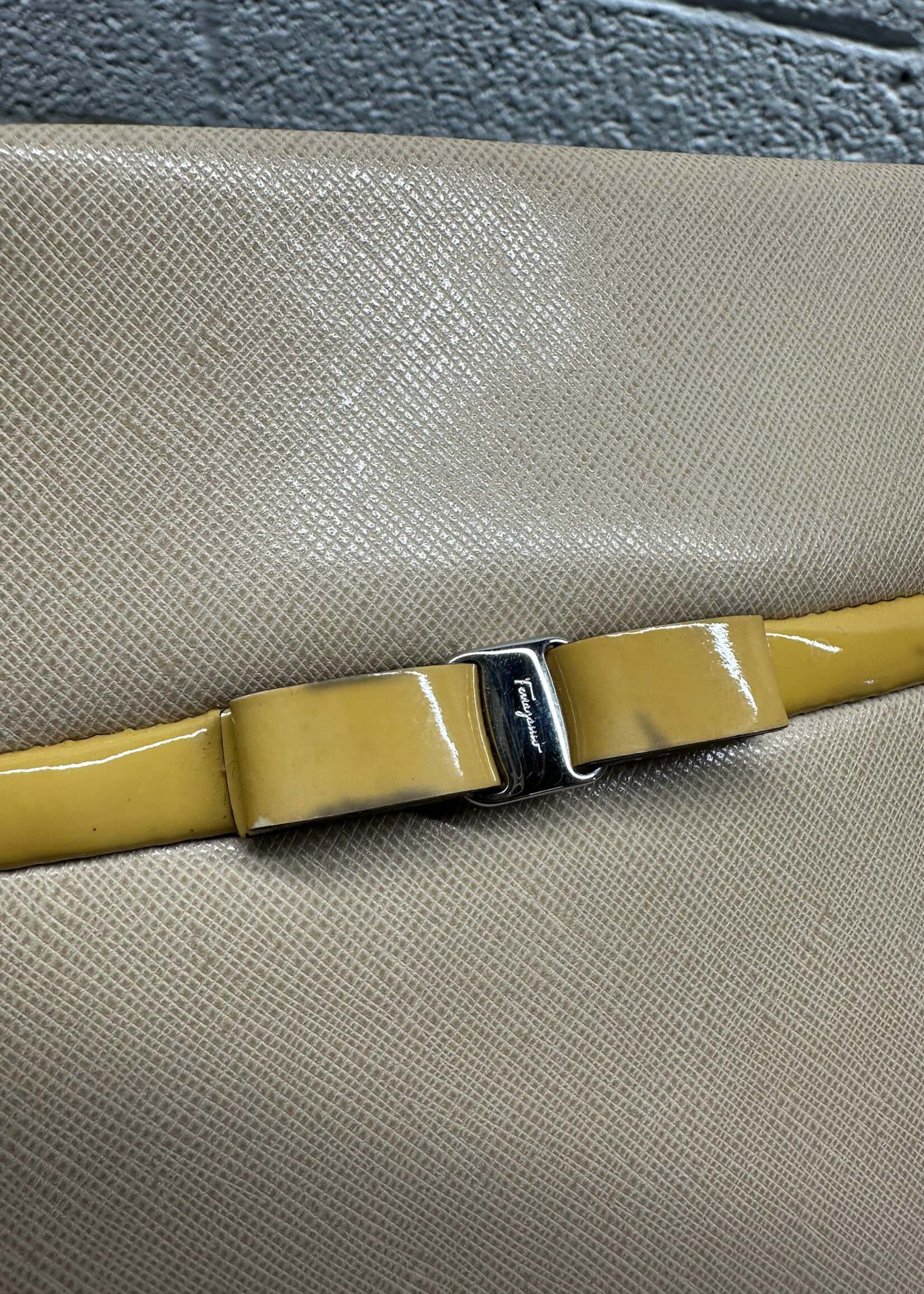 Vintage Ferragamo Tan Yellow Shoulder Bag AS IS