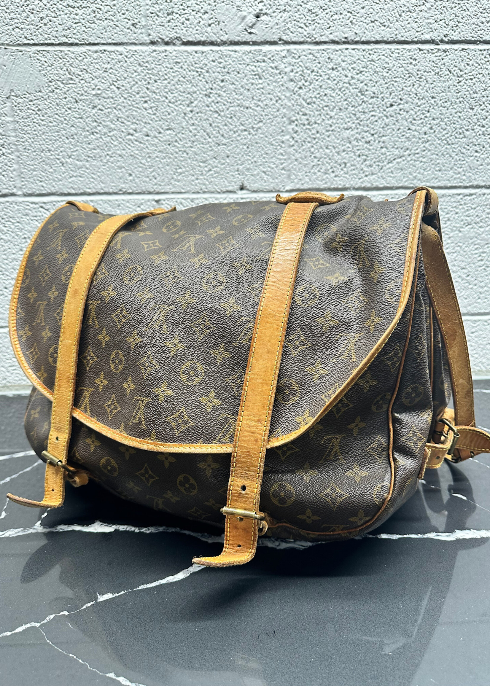 Louis Vuitton Samaur Bag