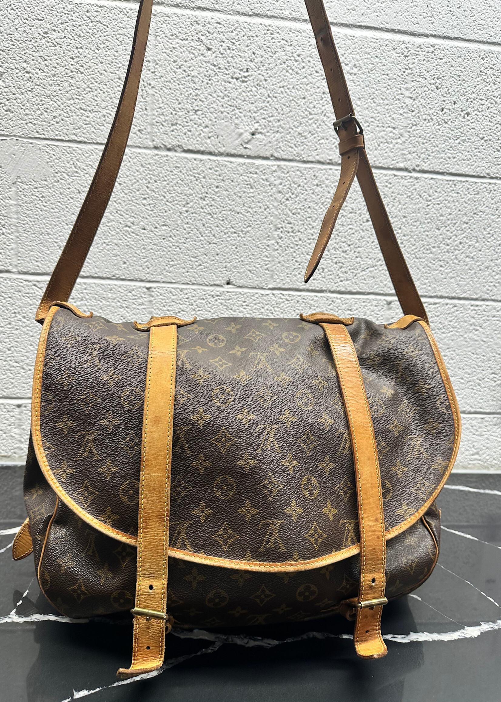 Louis Vuitton Samaur Bag