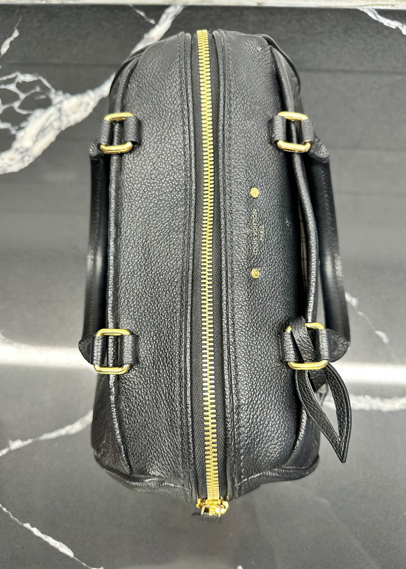 Louis Vuitton Empire Leather Bag OS